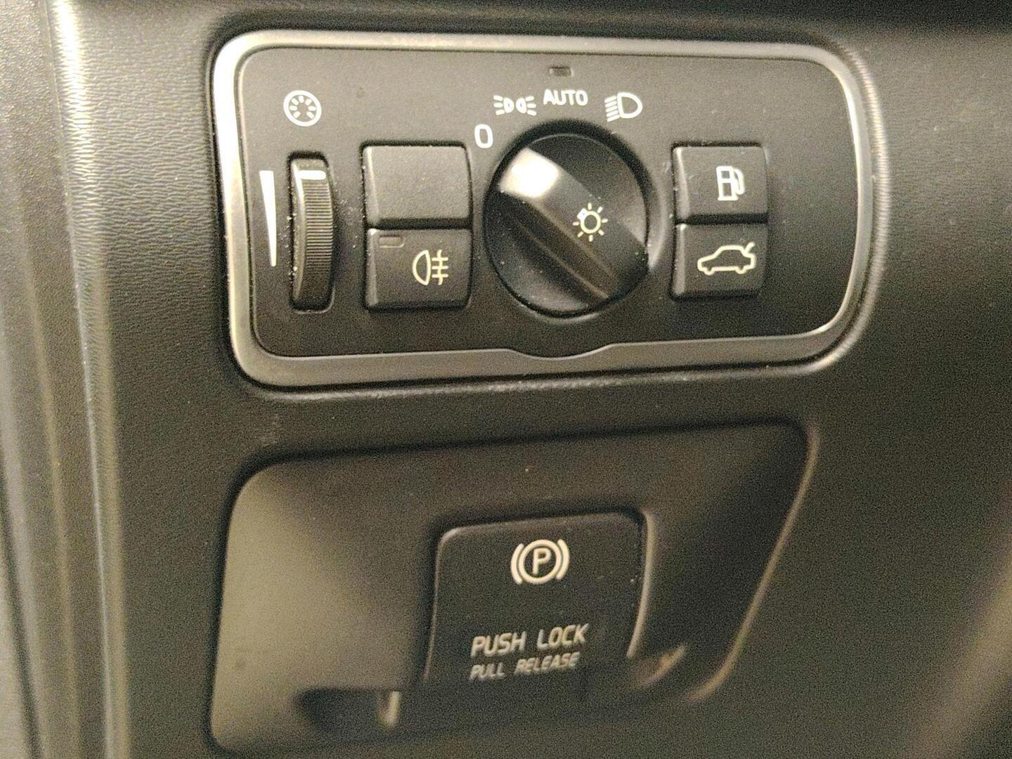 VOLVO XC60 2014