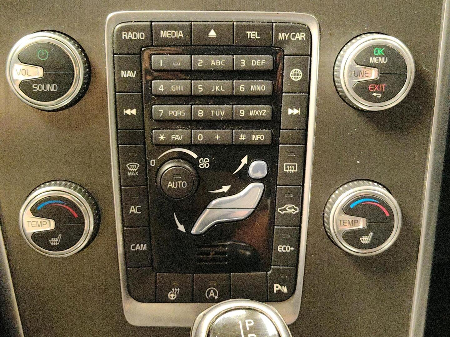 VOLVO XC60 2014