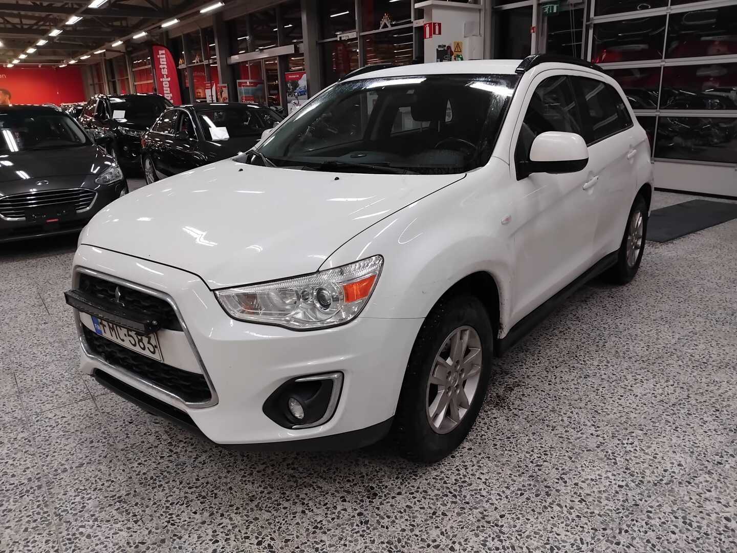 MITSUBISHI ASX 2016