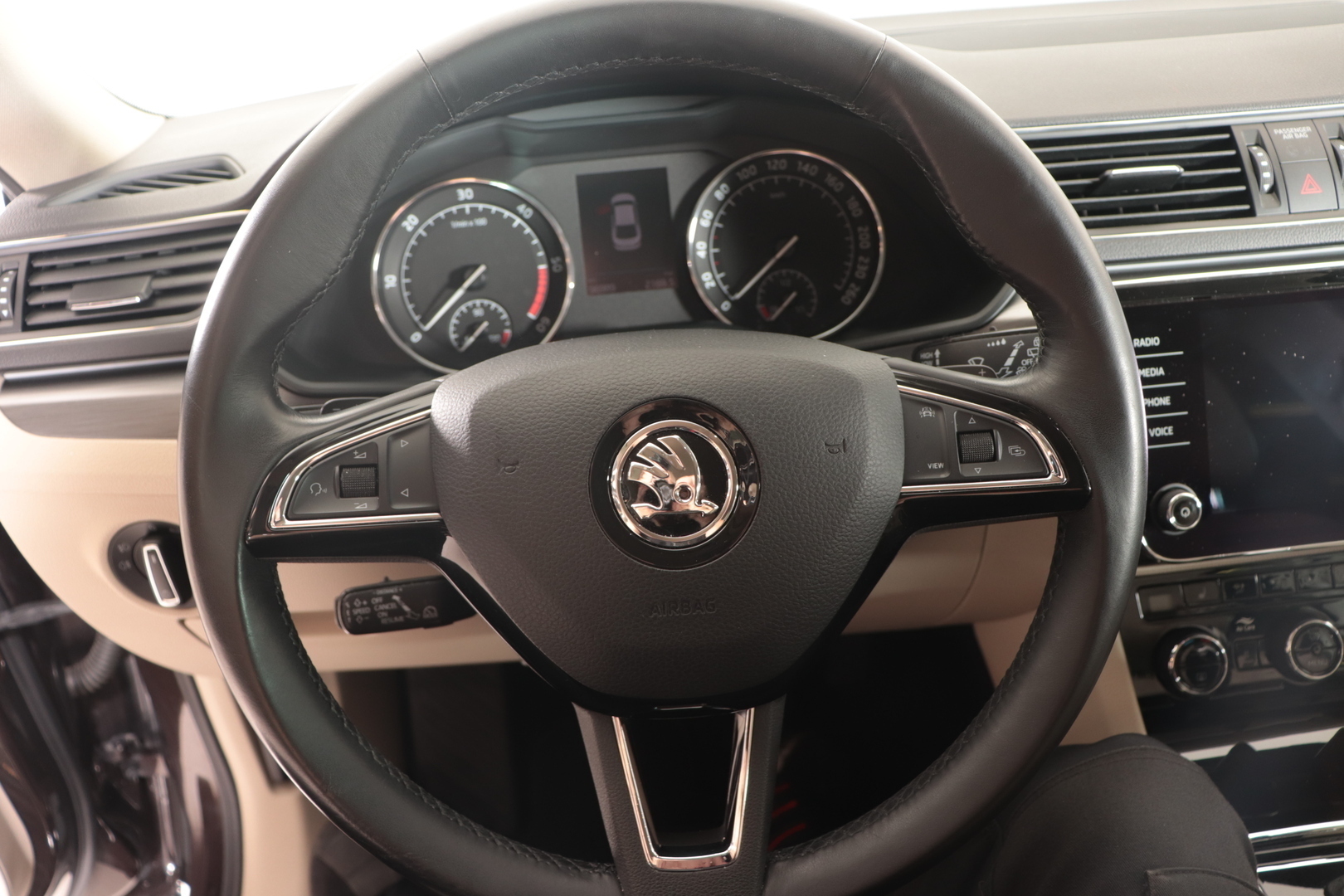 SKODA Superb 2018