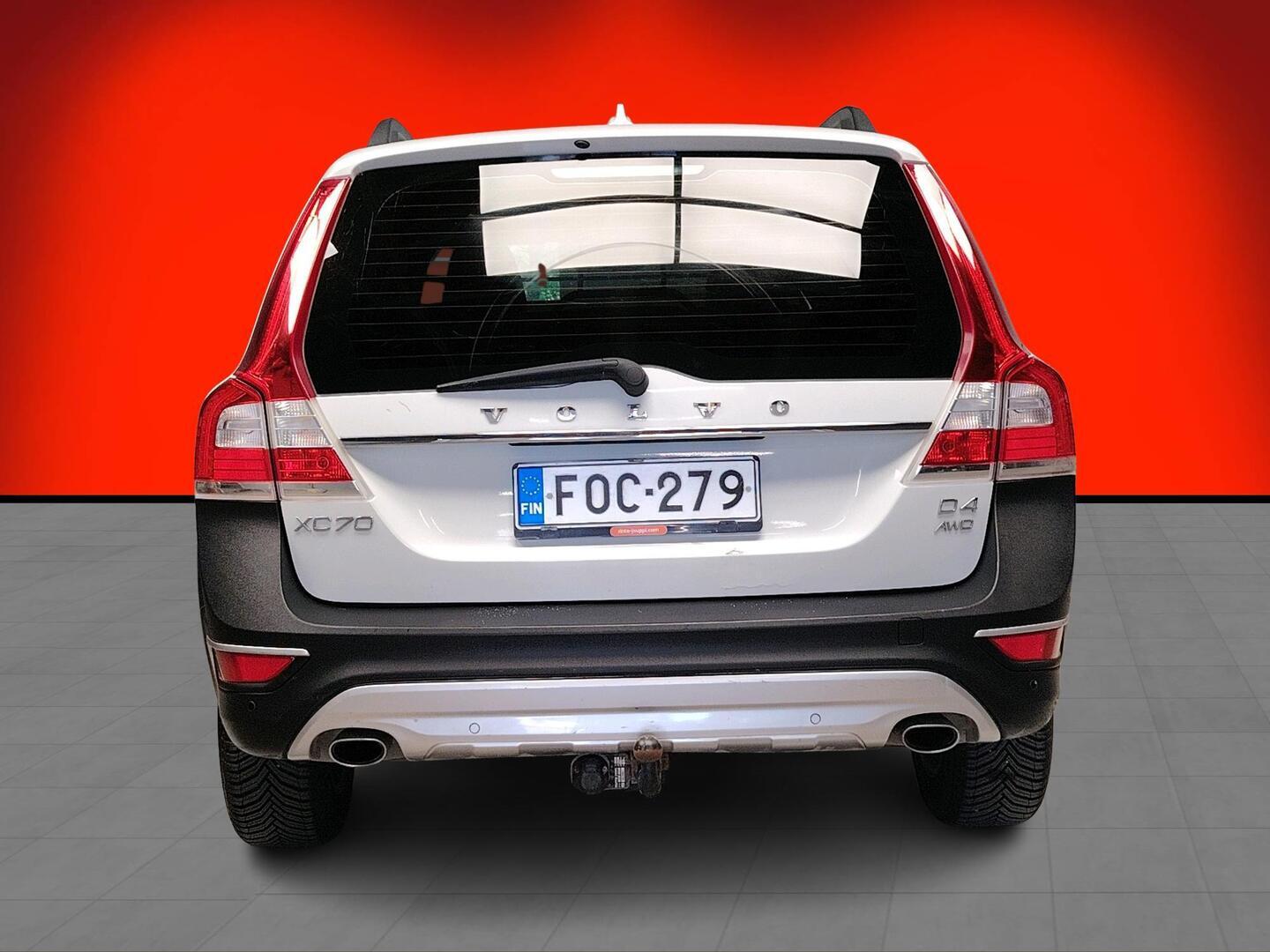 VOLVO XC70 2016