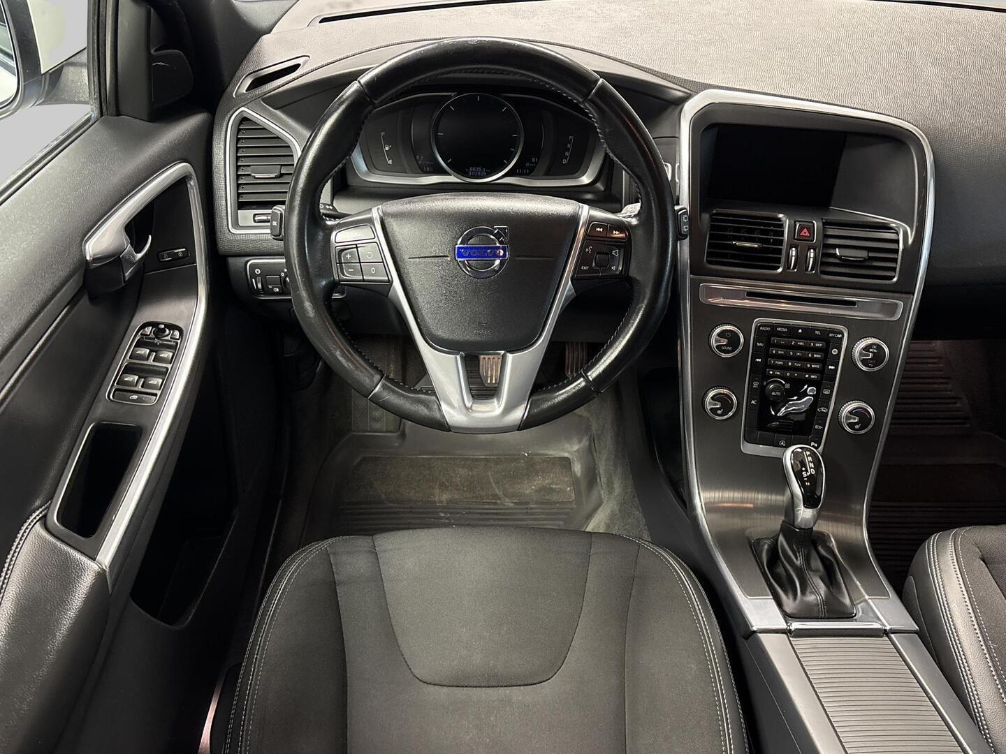 VOLVO XC60 2016