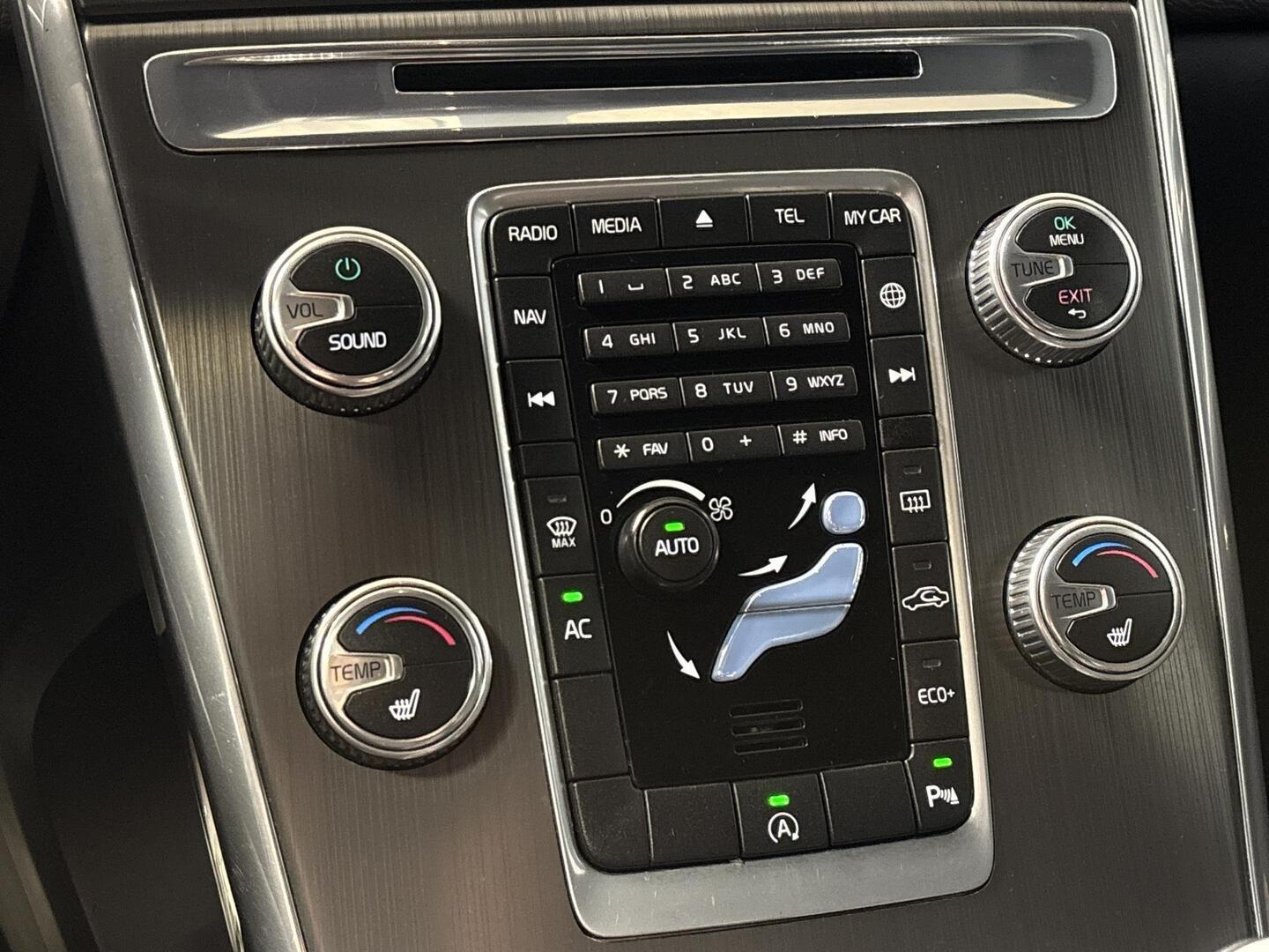 VOLVO XC60 2016