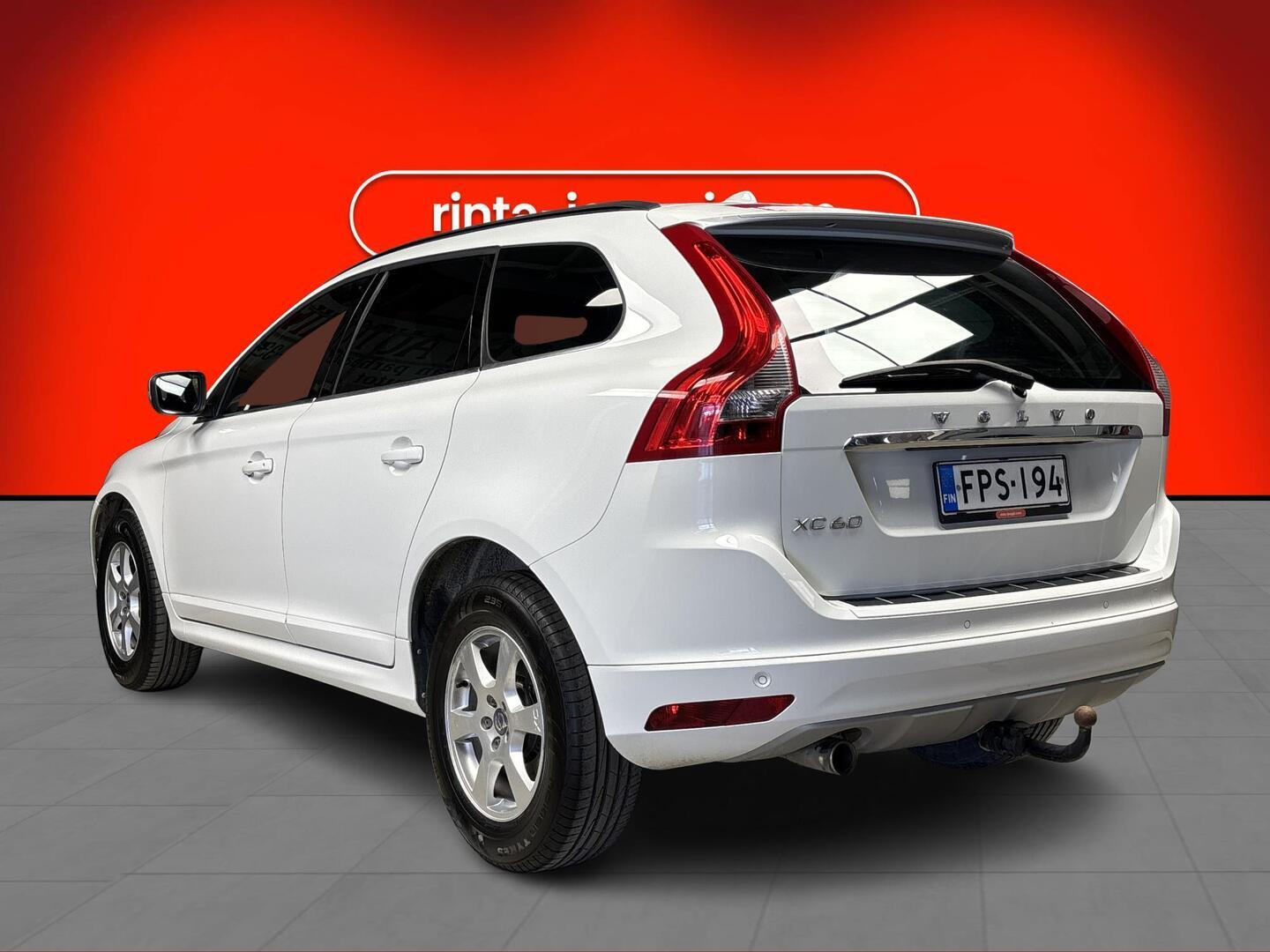 VOLVO XC60 2016