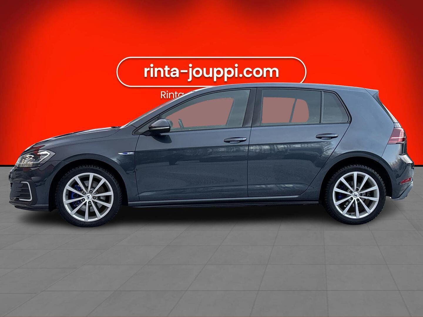 VOLKSWAGEN Golf 2017