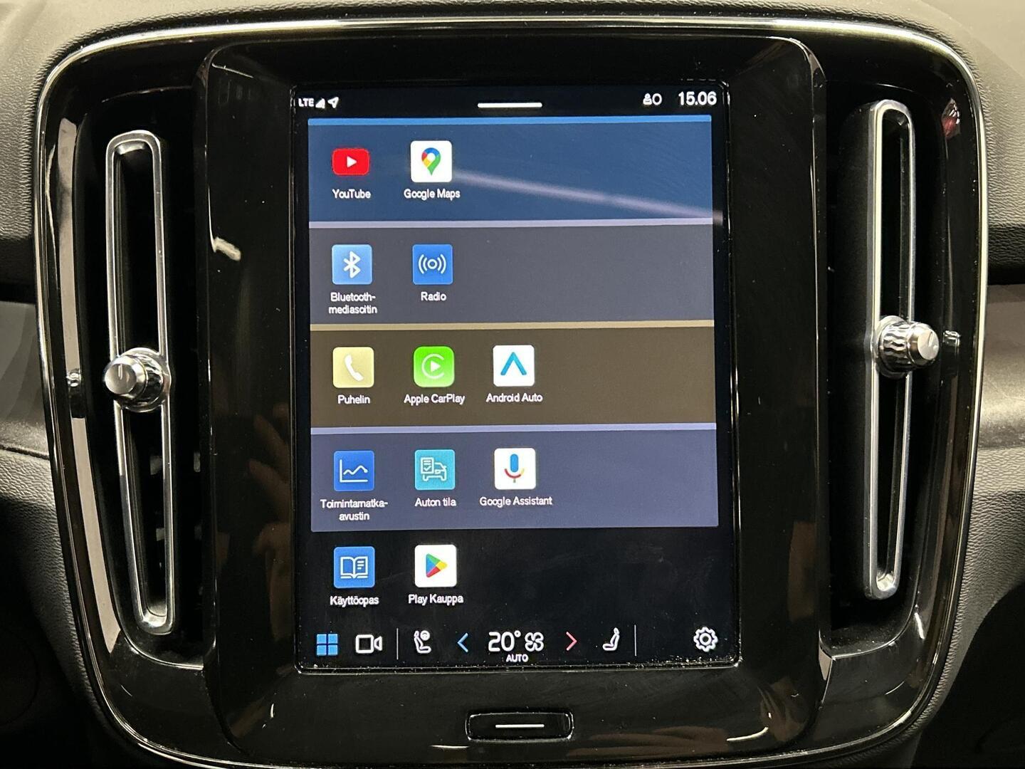 VOLVO C40 2022