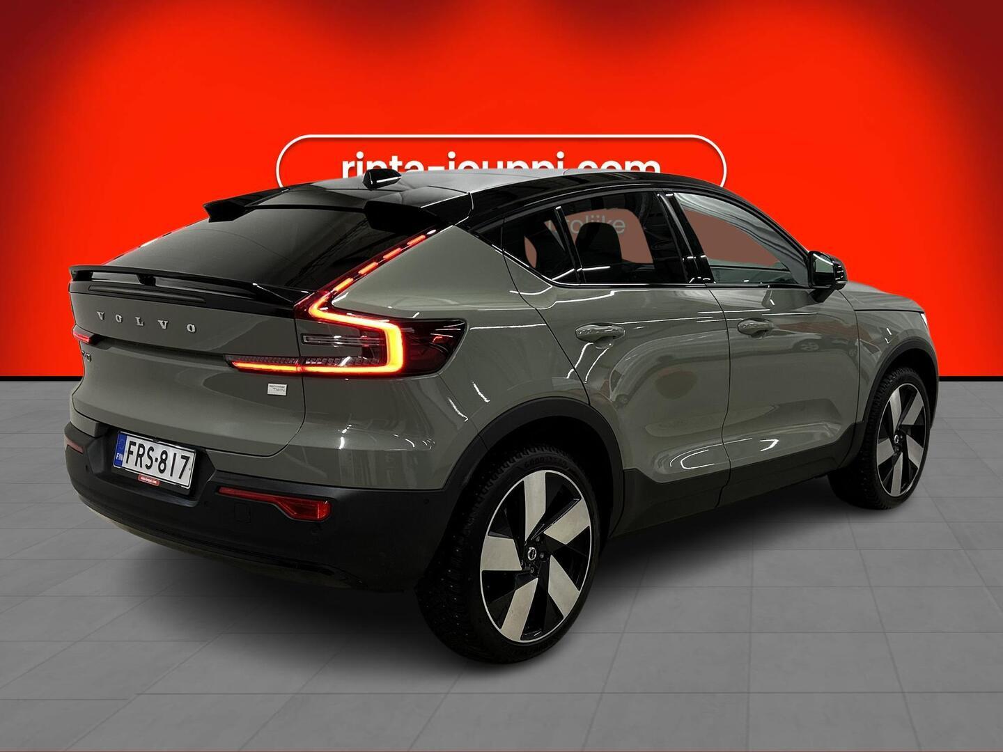 VOLVO C40 2022