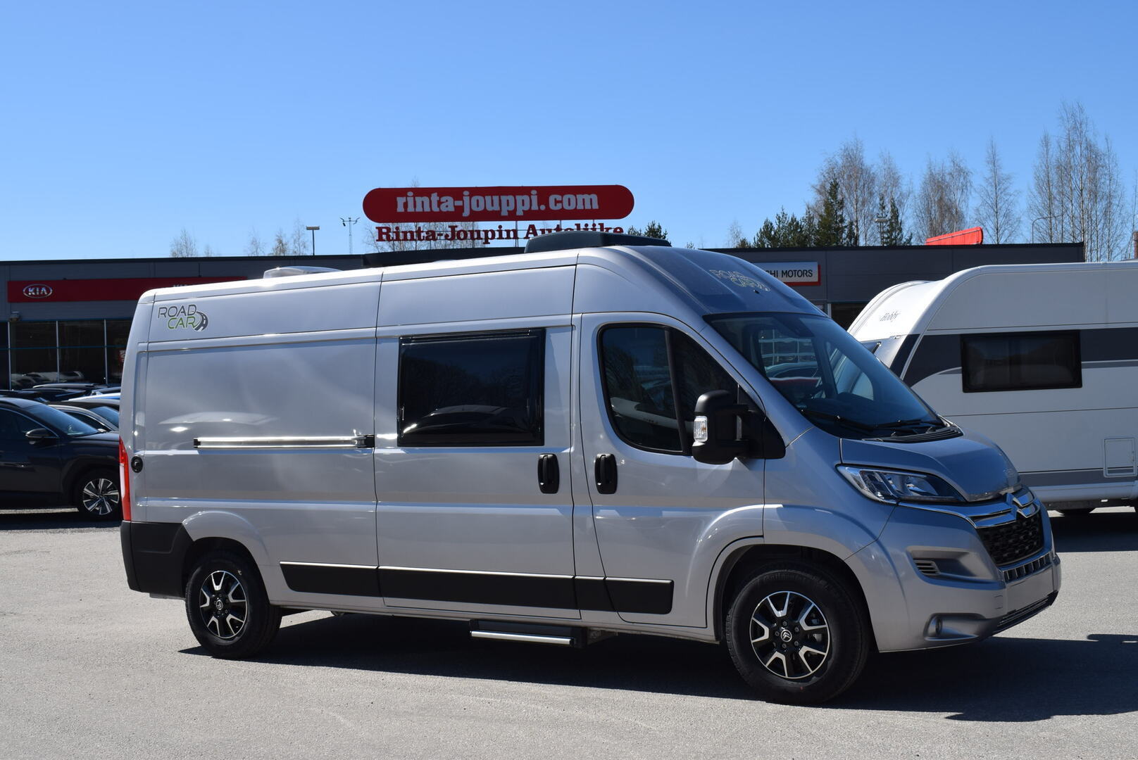 ROADCAR VAN R 601 2024