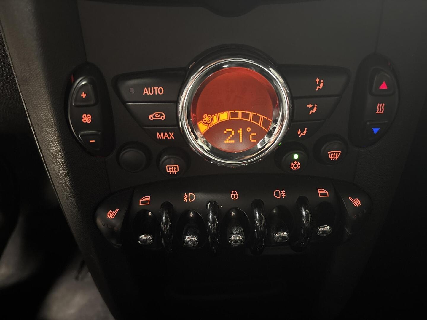 MINI Cooper 2012