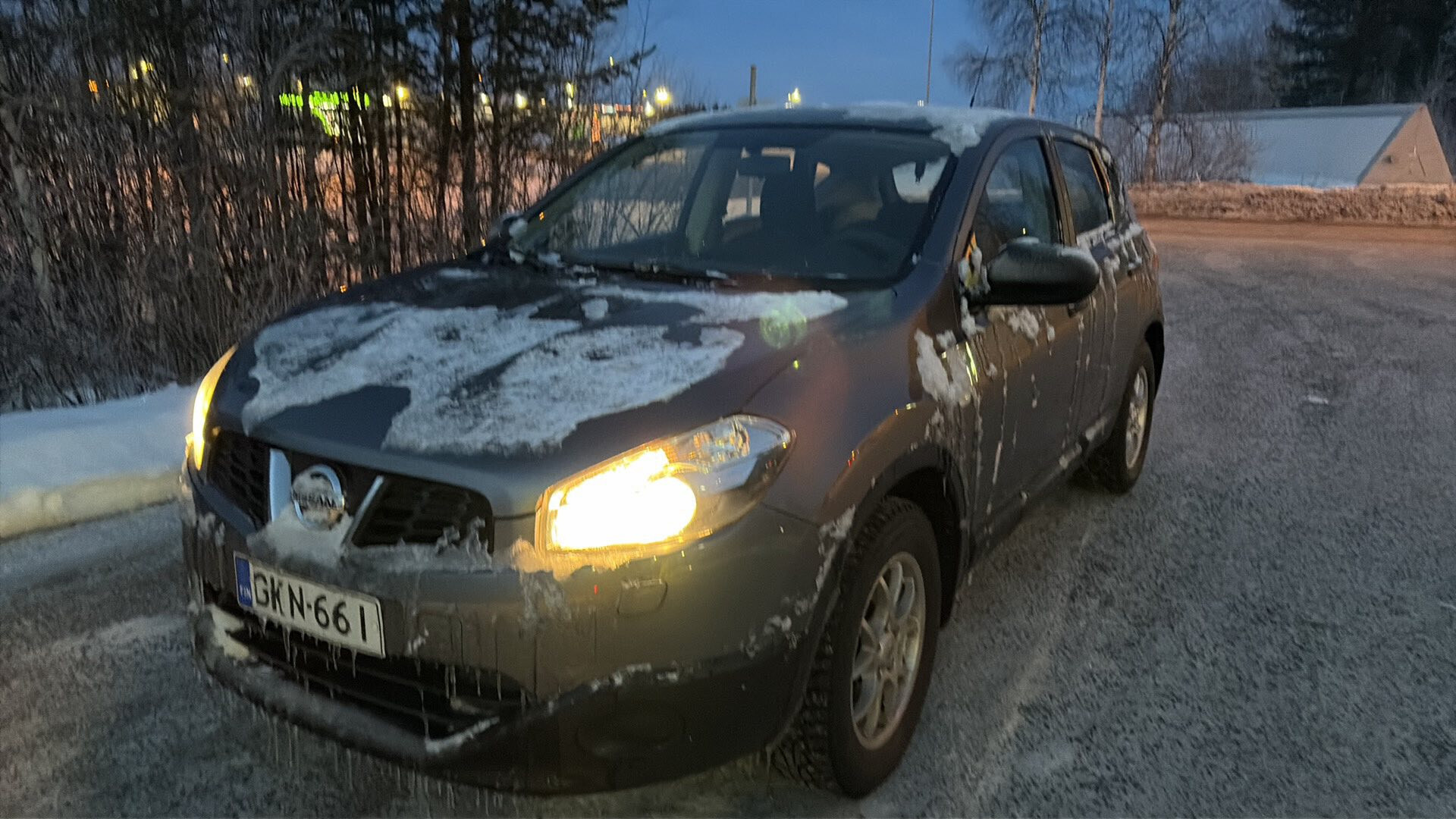 NISSAN Qashqai 2012