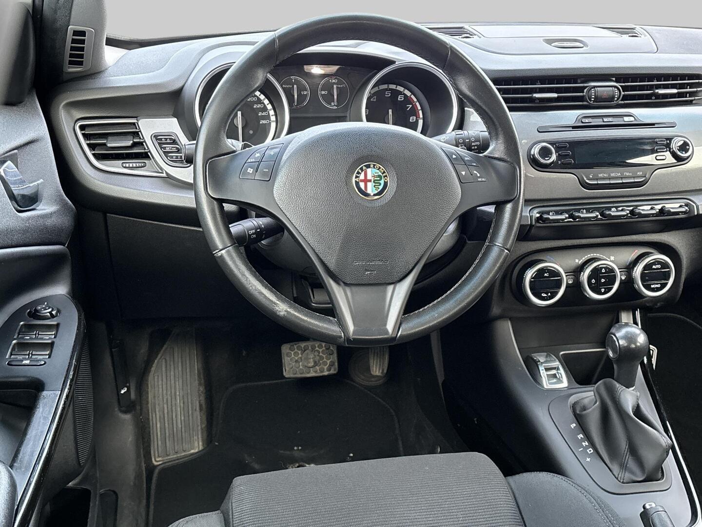 ALFA ROMEO Giulietta 2012
