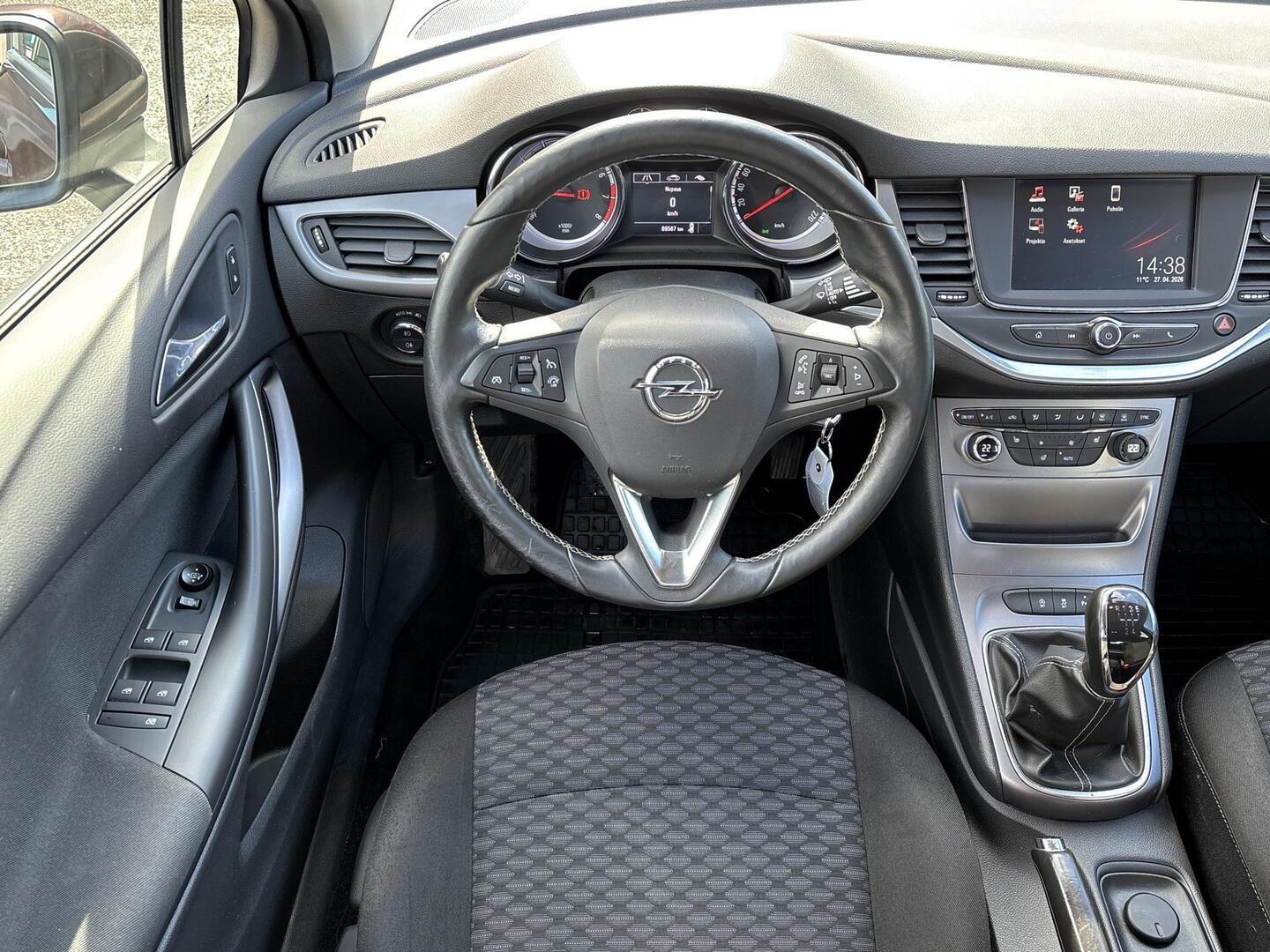 OPEL Astra 2016