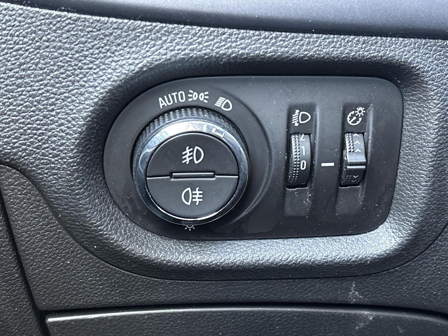 OPEL Astra 2016