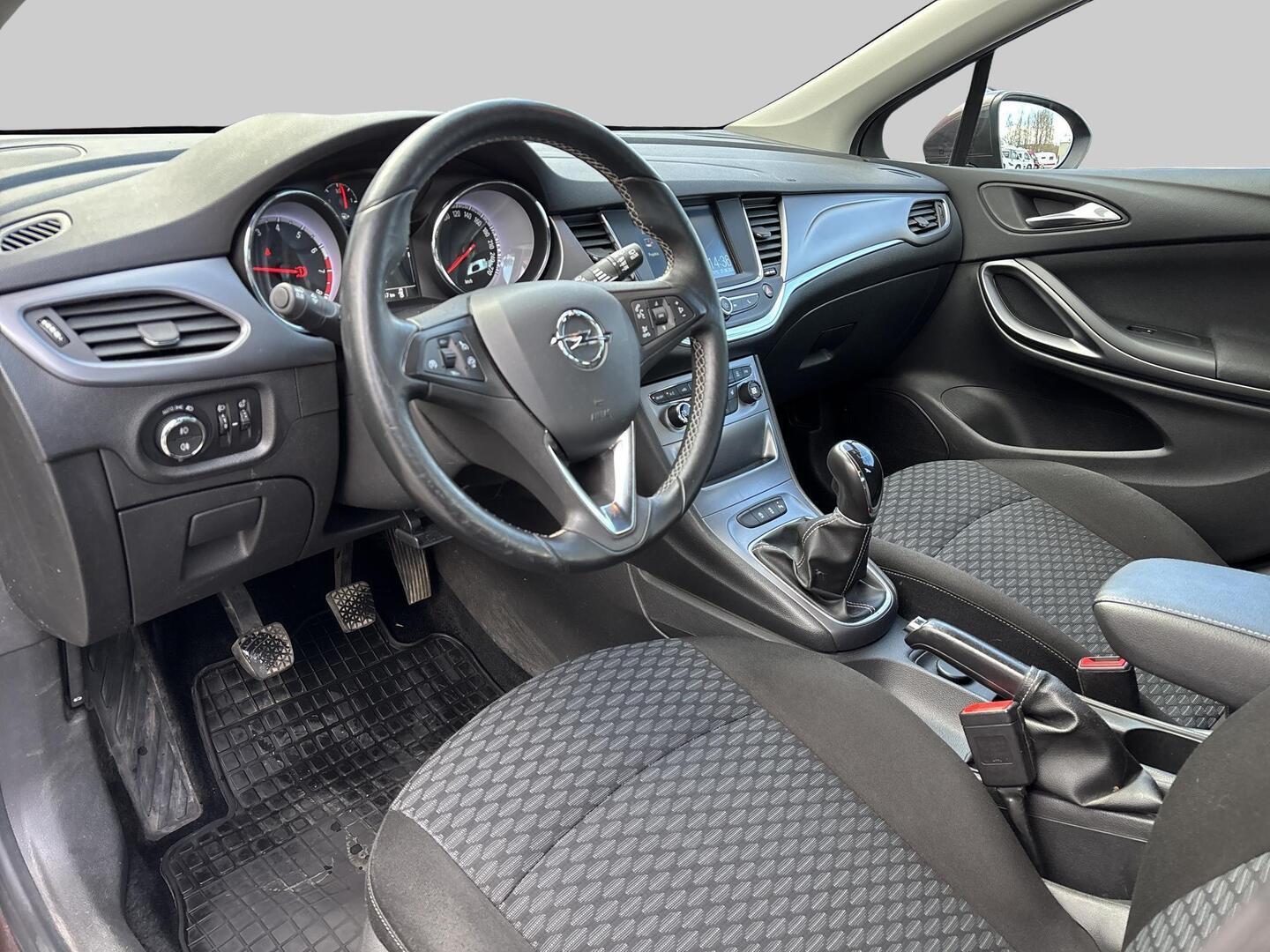 OPEL Astra 2016