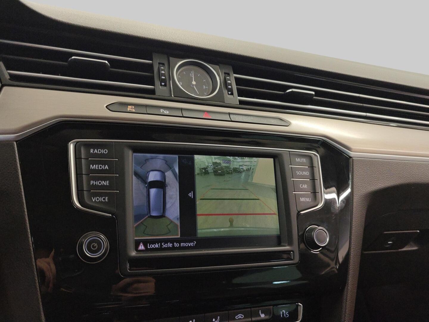 VOLKSWAGEN Passat 2015