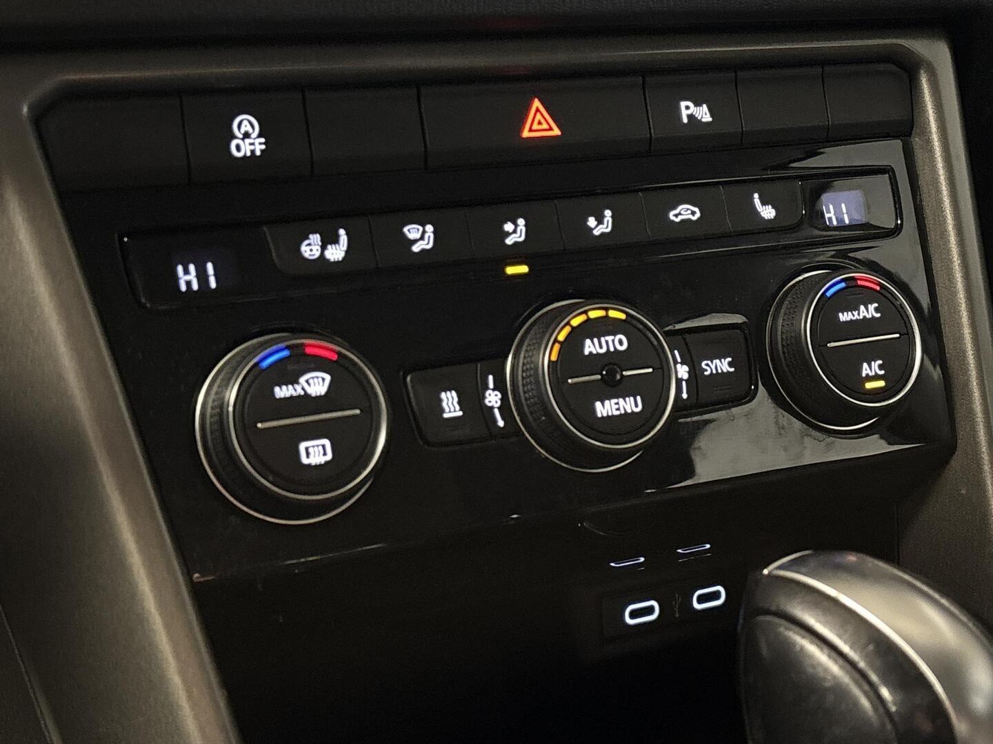 VOLKSWAGEN T-Roc 2020