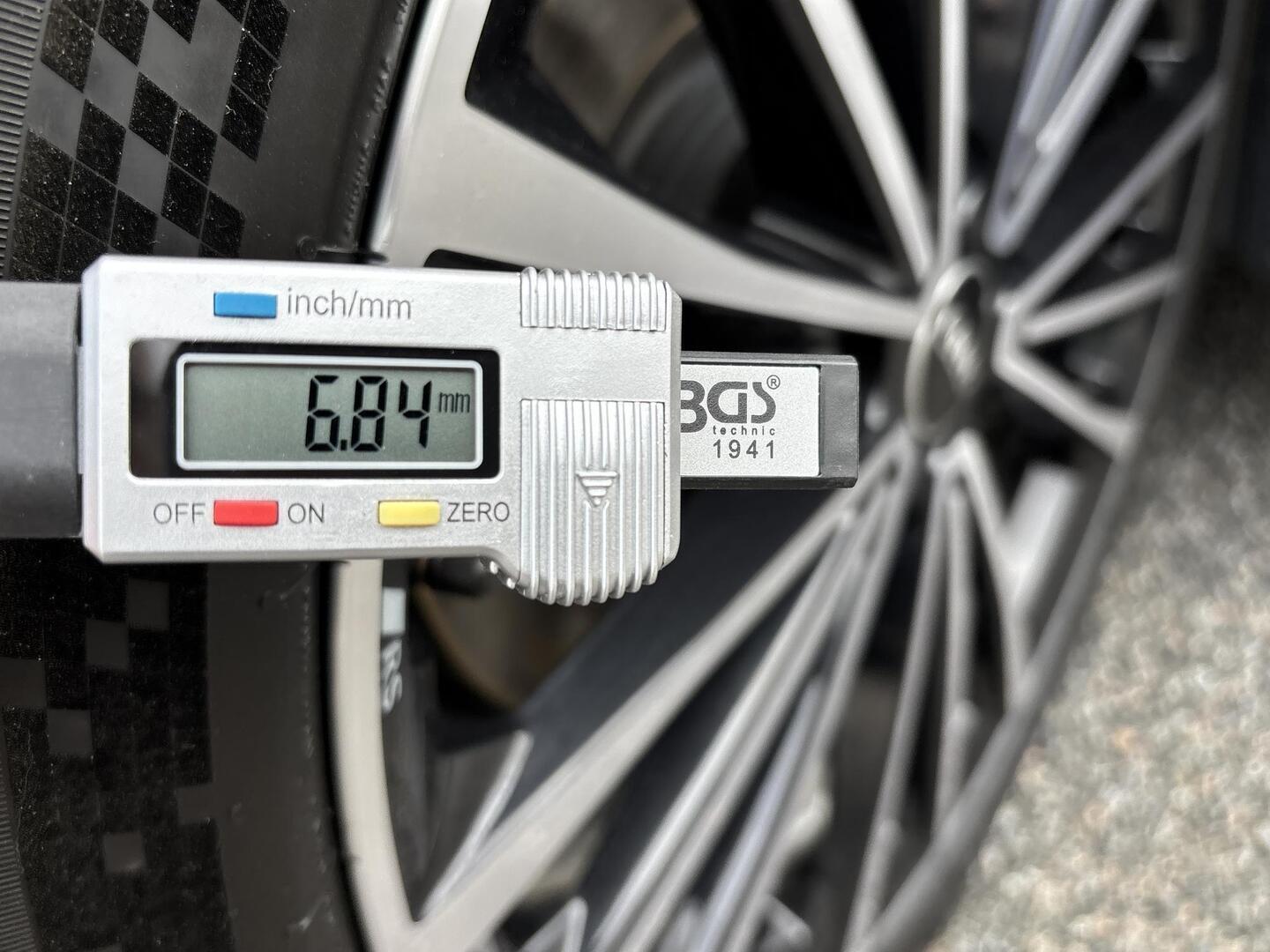 AUDI A6 e-tron 2025