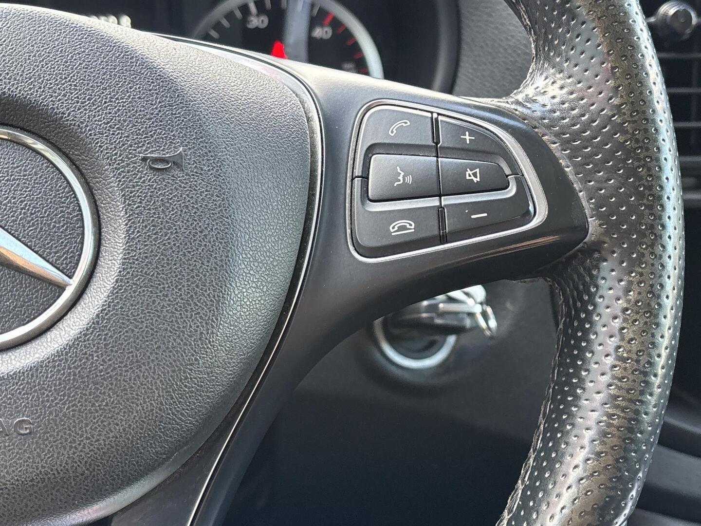 MERCEDES-BENZ Vito 2015