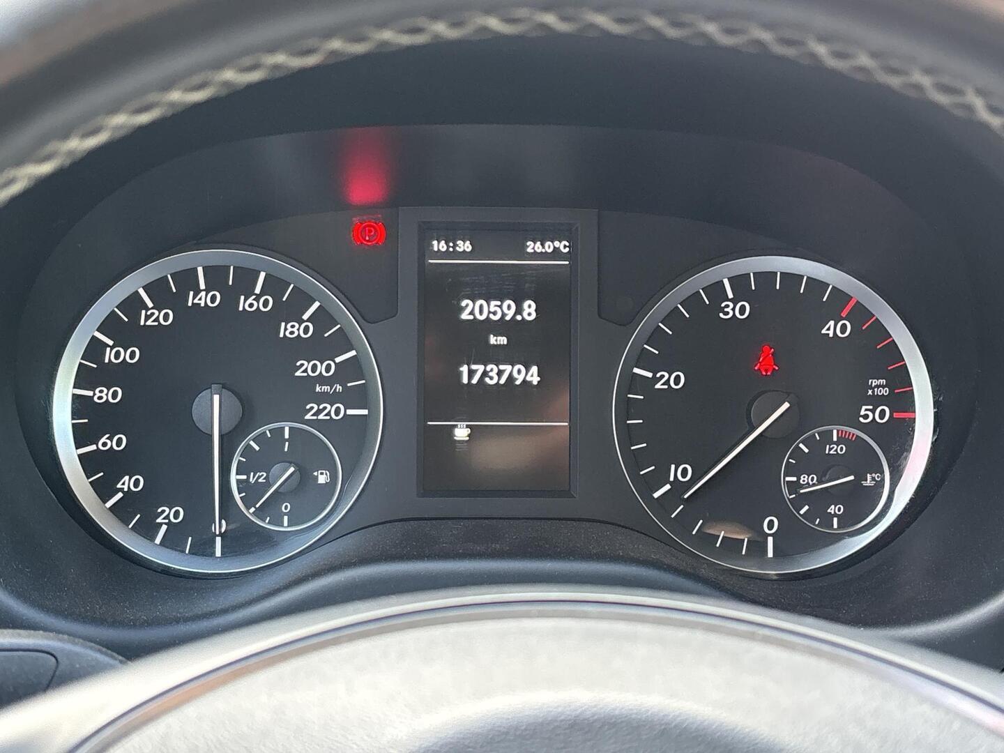 MERCEDES-BENZ Vito 2015