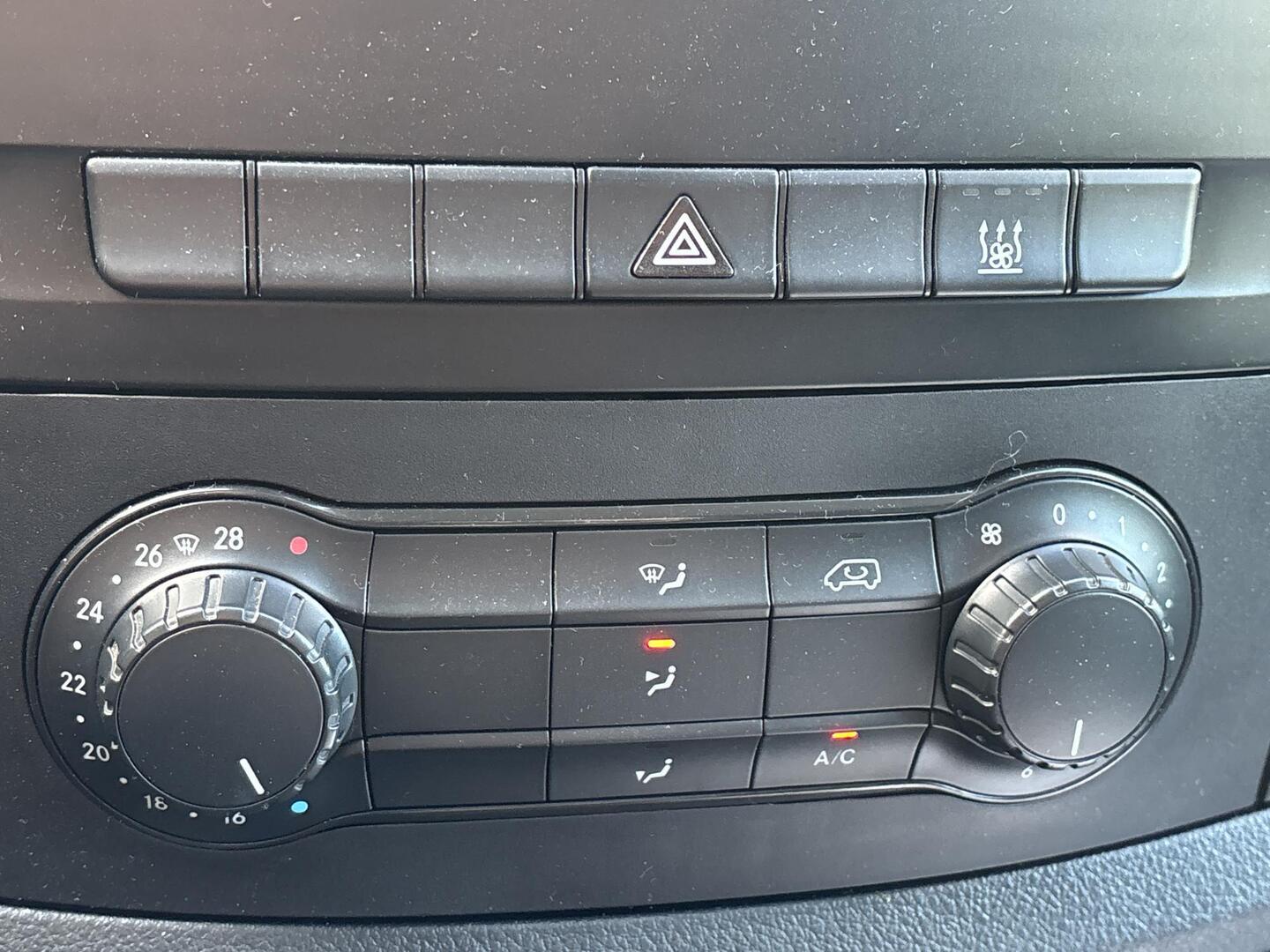 MERCEDES-BENZ Vito 2015