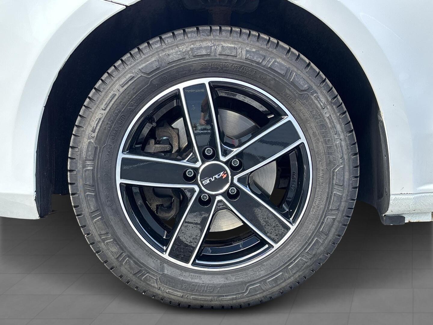 MERCEDES-BENZ Vito 2015
