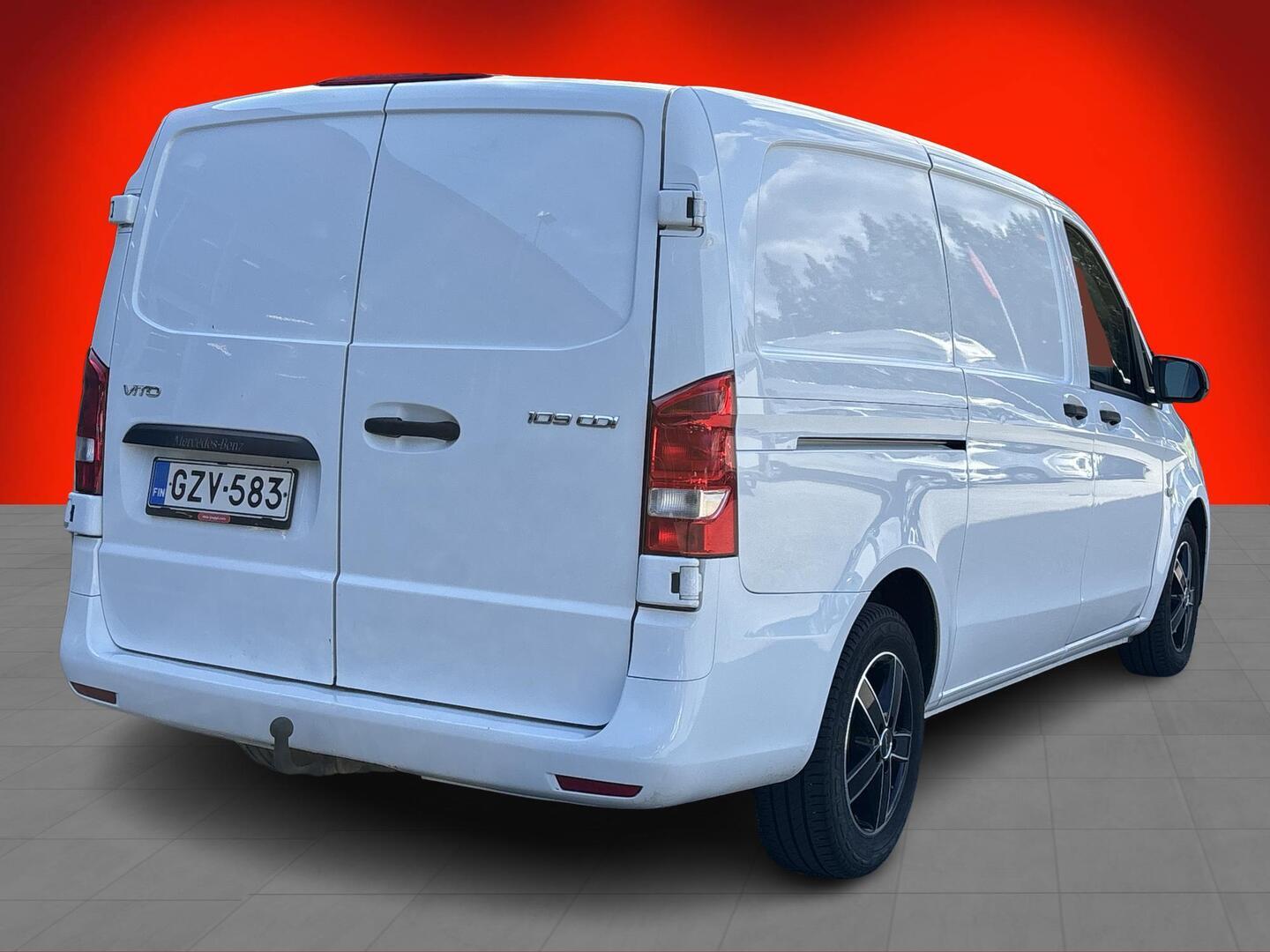 MERCEDES-BENZ Vito 2015