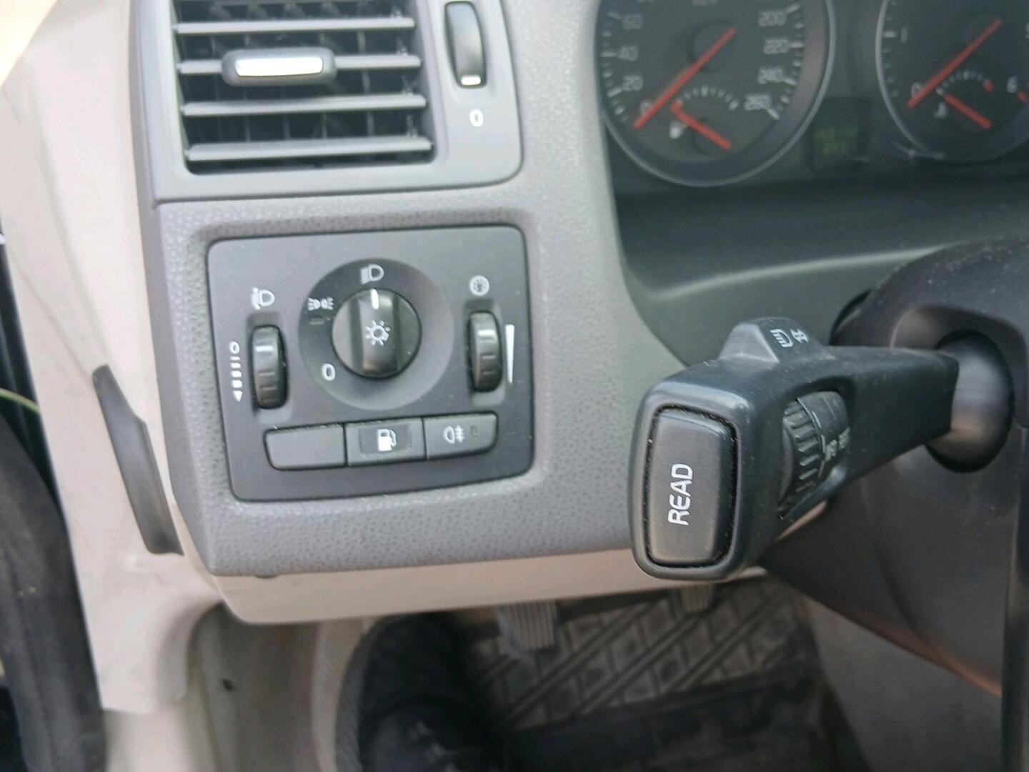 VOLVO V50 2009