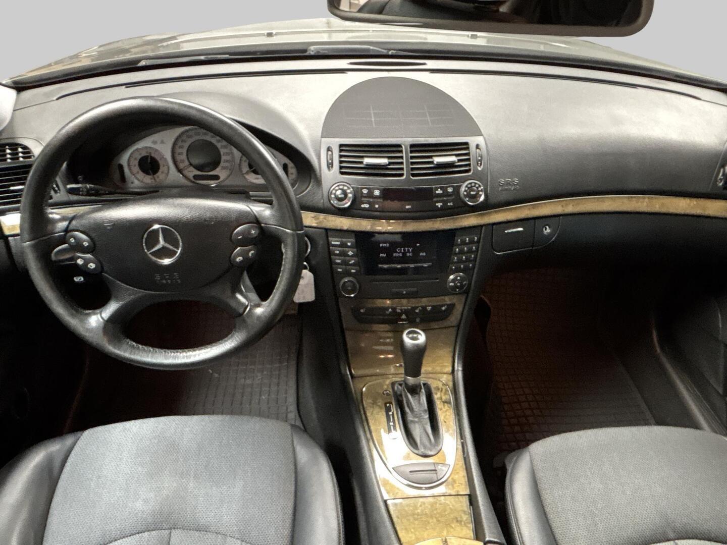 MERCEDES-BENZ E 2007