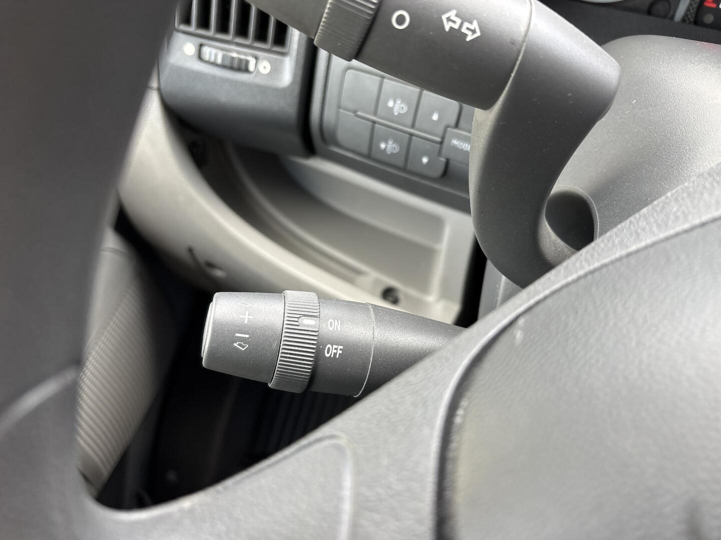 ADRIA CORAL S 670 SLT 2011