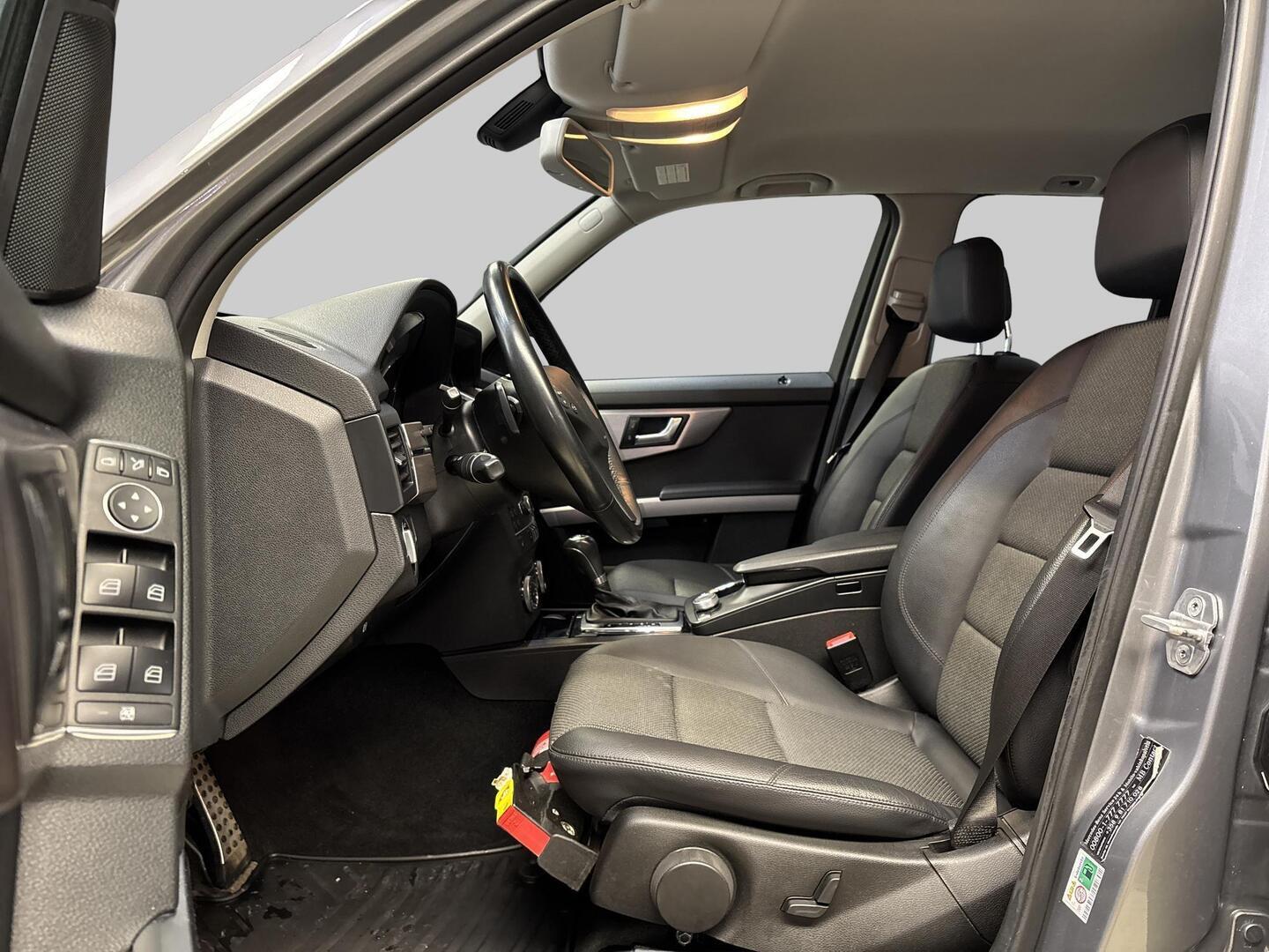 MERCEDES-BENZ GLK 2012