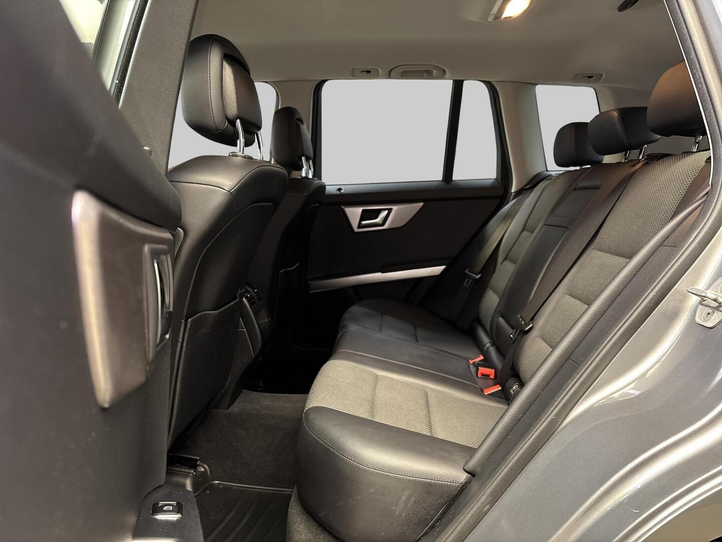 MERCEDES-BENZ GLK 2012