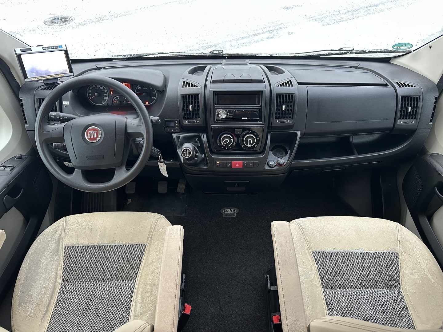 BÜRSTNER Nexxo T 715G 2013