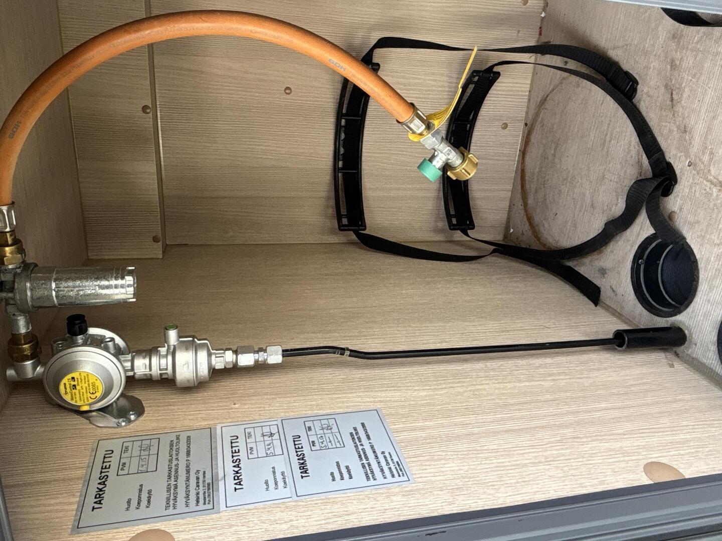 BÜRSTNER Nexxo T 715G 2013