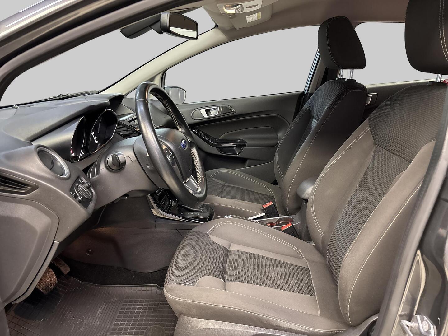 FORD Fiesta 2016