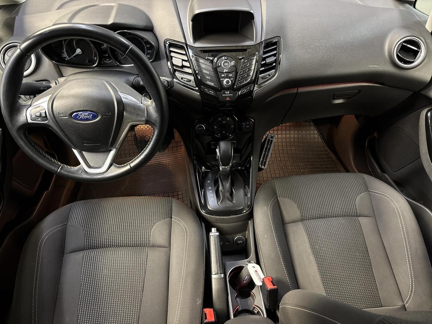 FORD Fiesta 2016