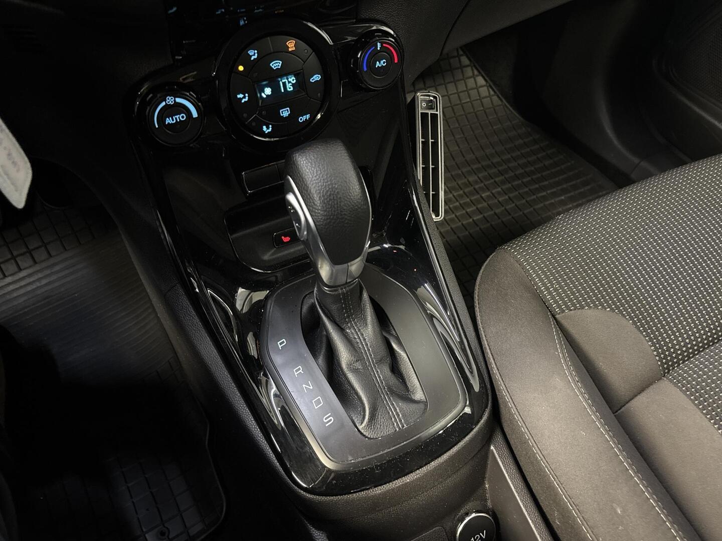 FORD Fiesta 2016