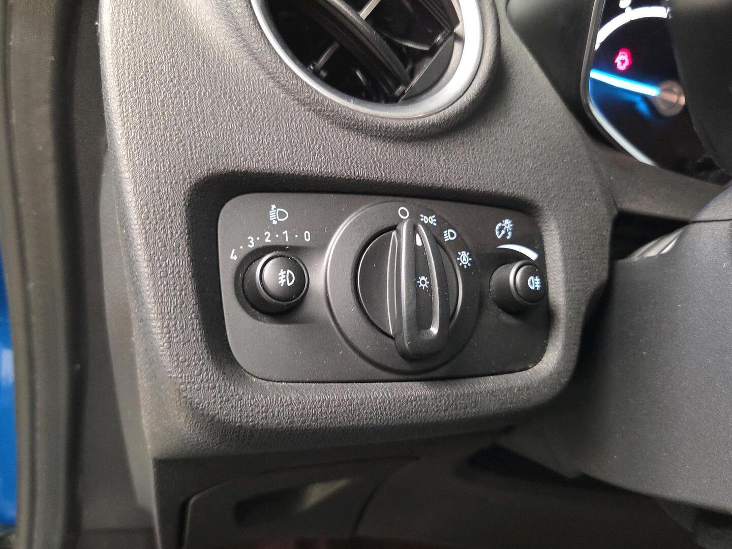 FORD Fiesta 2015