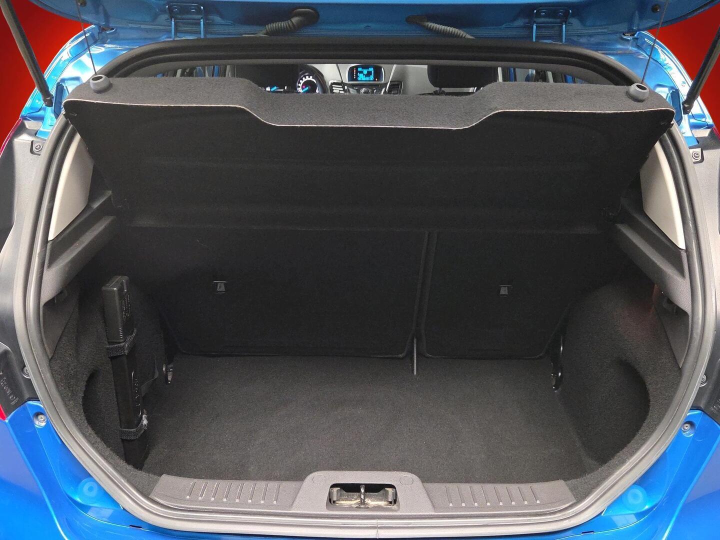 FORD Fiesta 2015