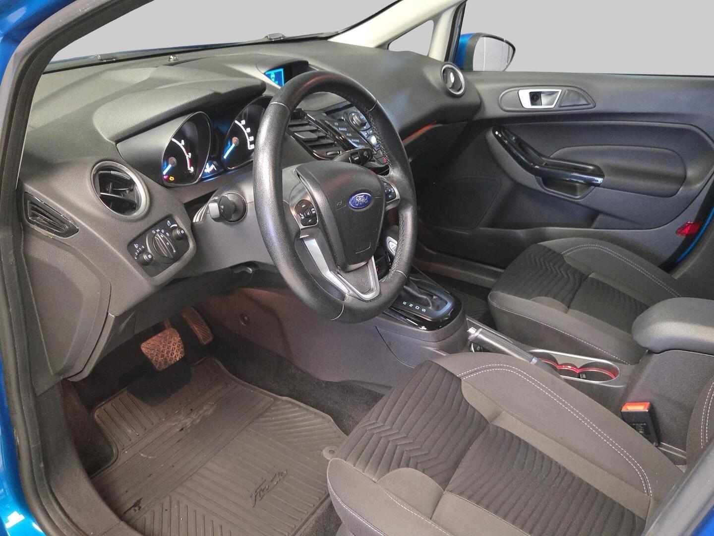 FORD Fiesta 2015