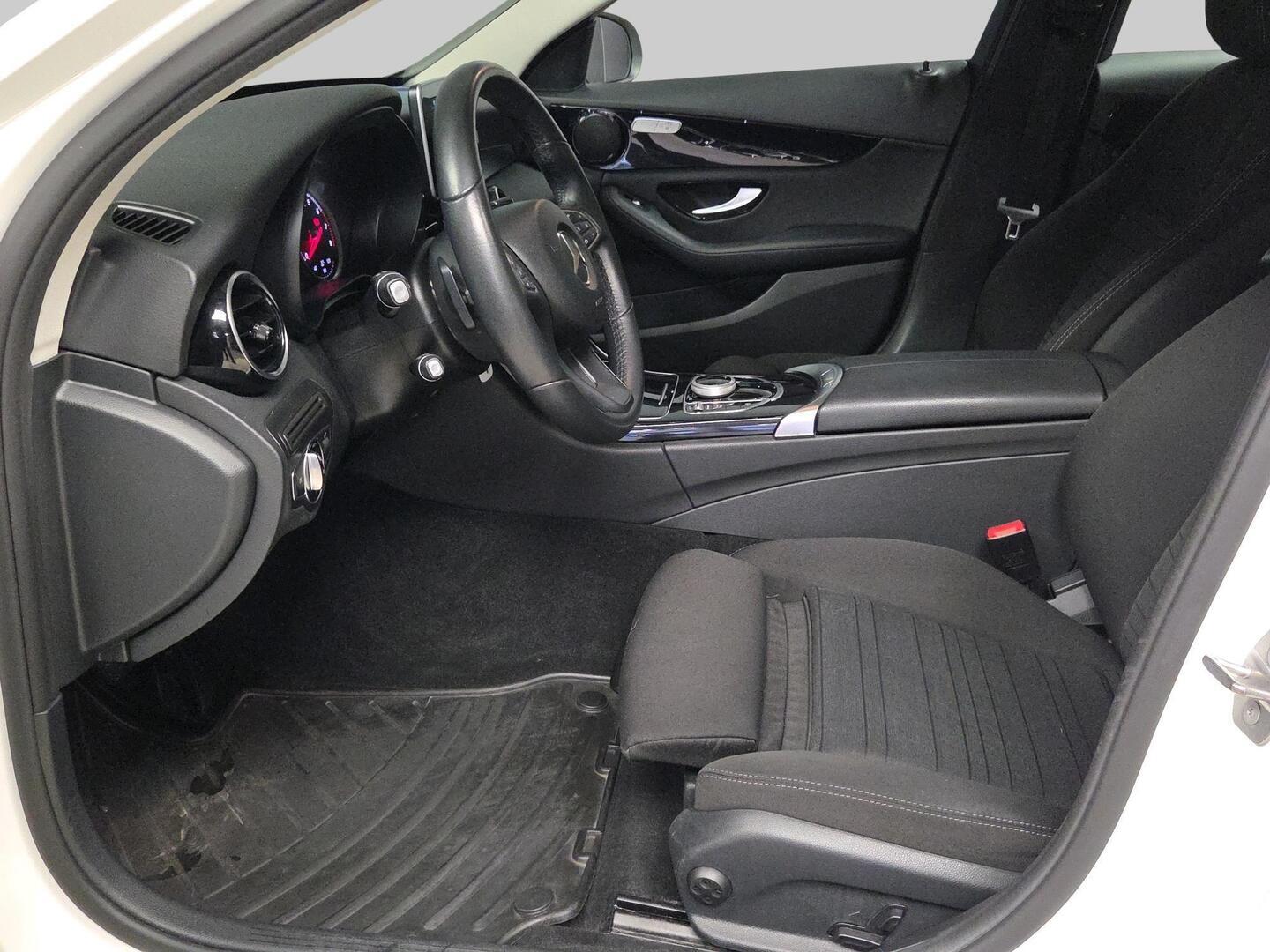 MERCEDES-BENZ C 2017