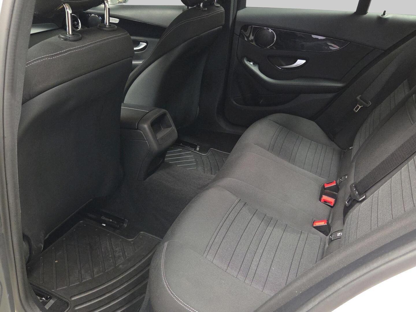 MERCEDES-BENZ C 2017