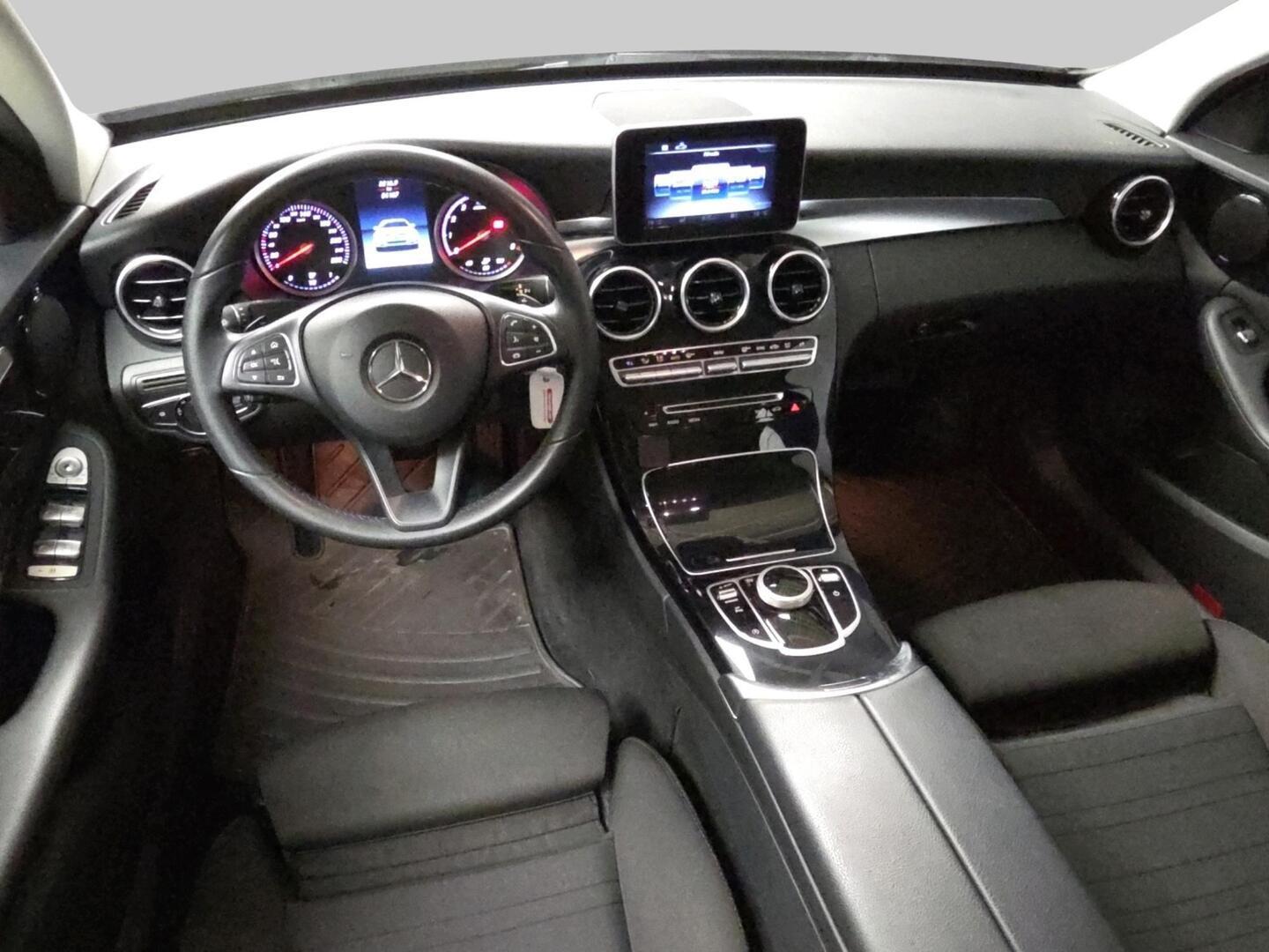 MERCEDES-BENZ C 2017
