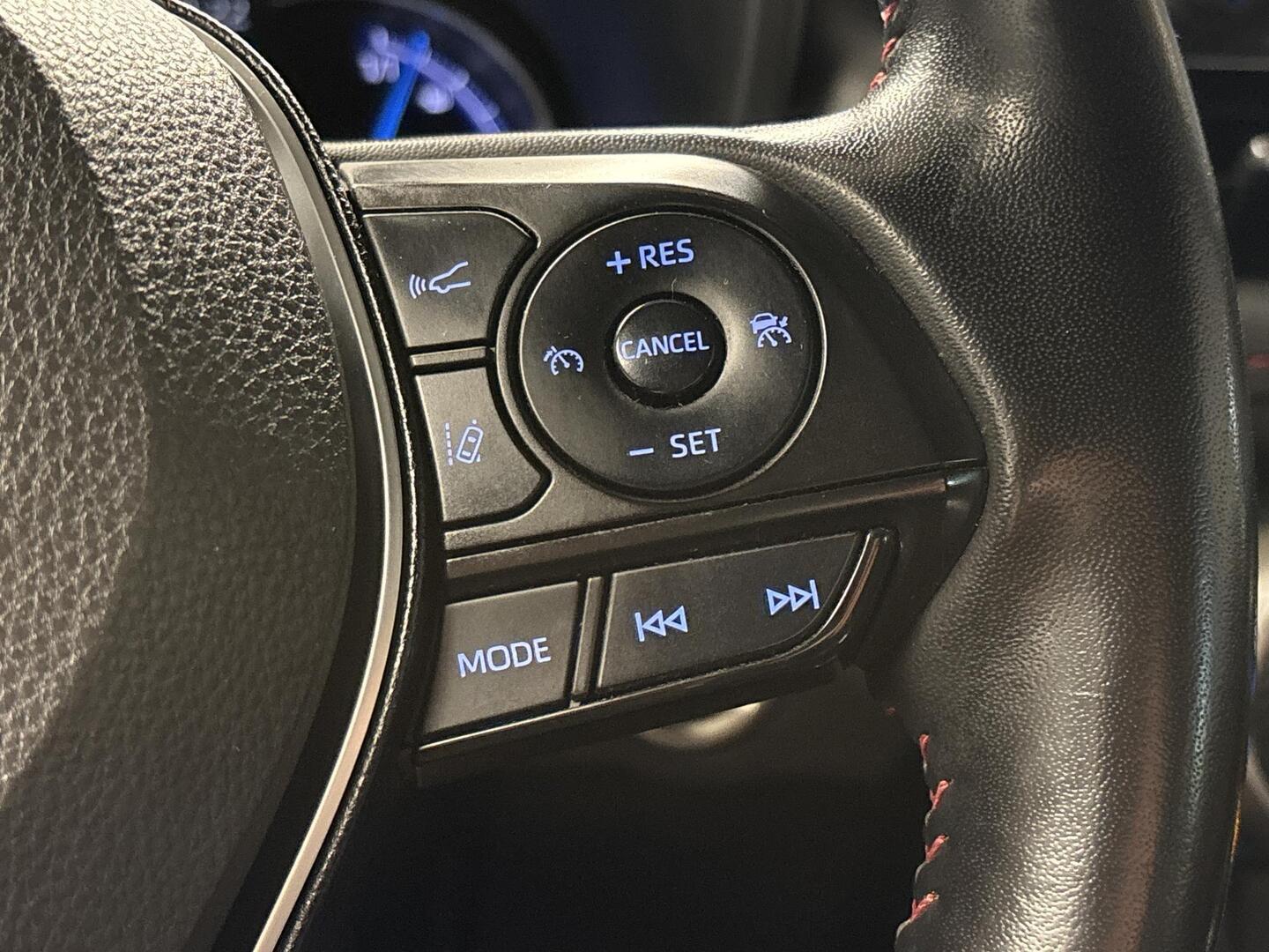 TOYOTA RAV4 Plug-in 2021