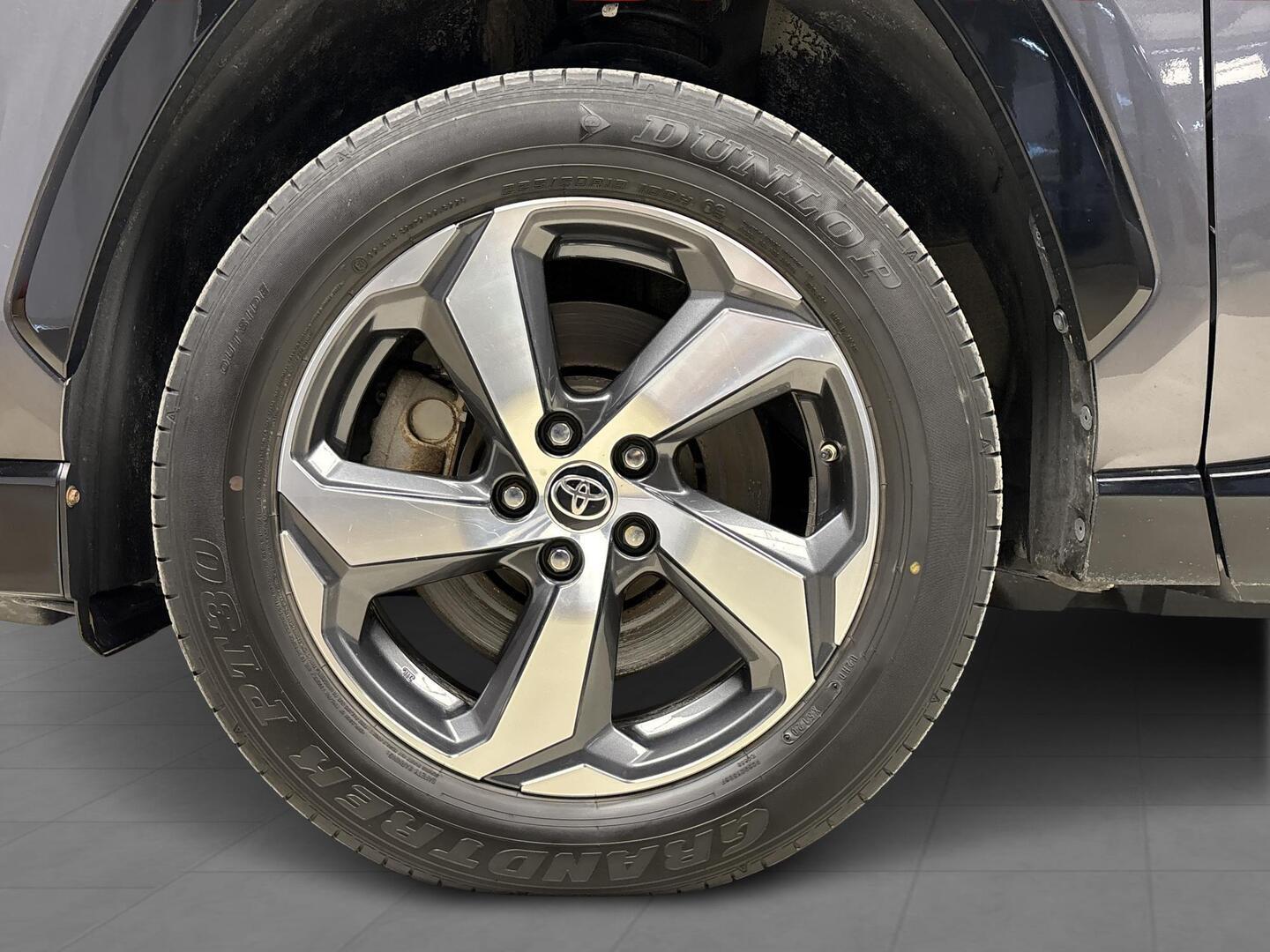 TOYOTA RAV4 Plug-in 2021