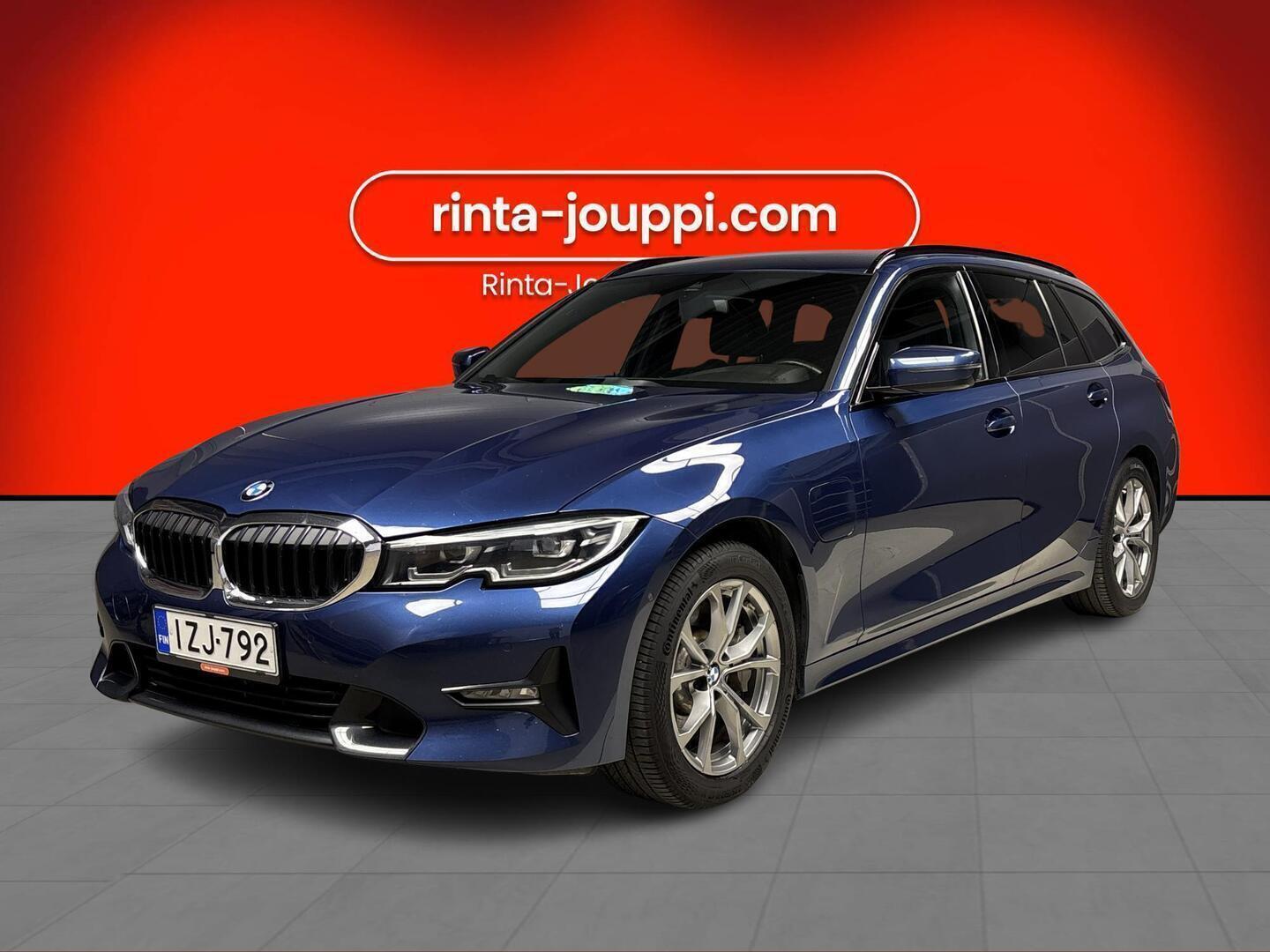 BMW 330 2021