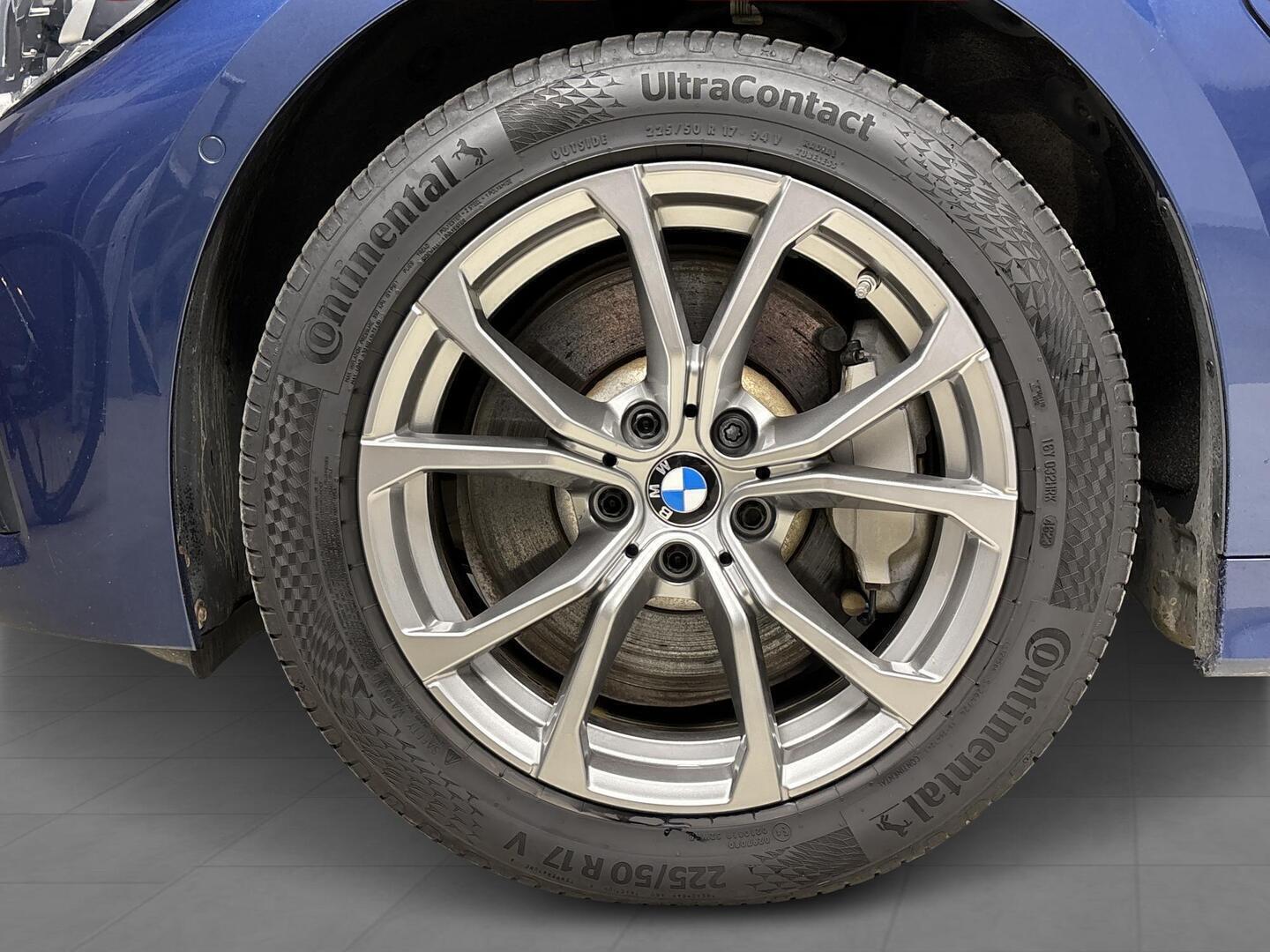 BMW 330 2021