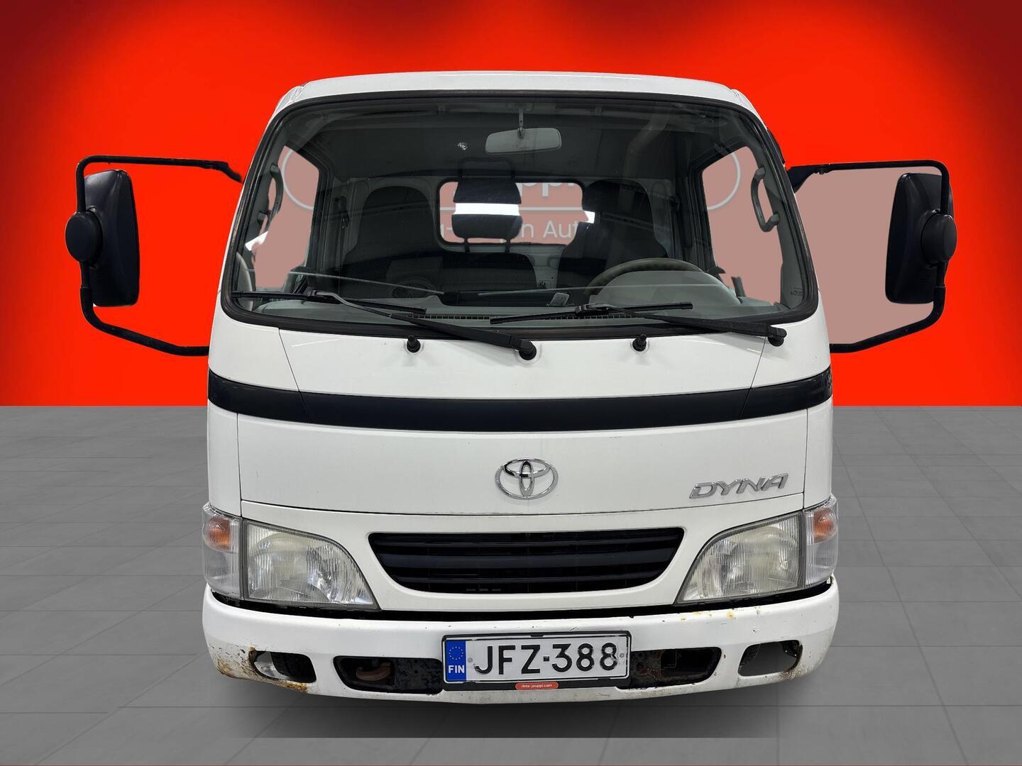 TOYOTA Dyna 2005