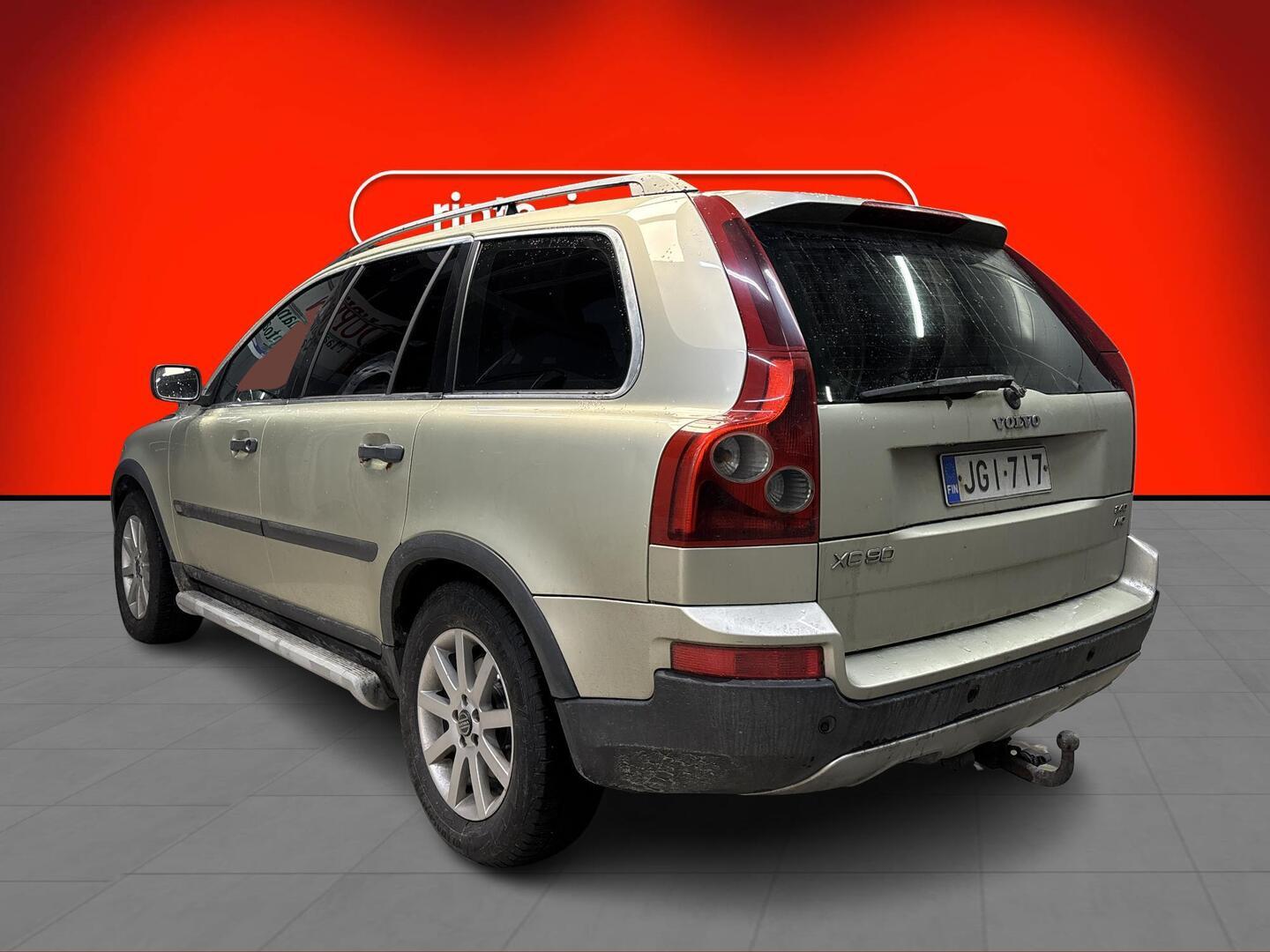 VOLVO XC90 2005