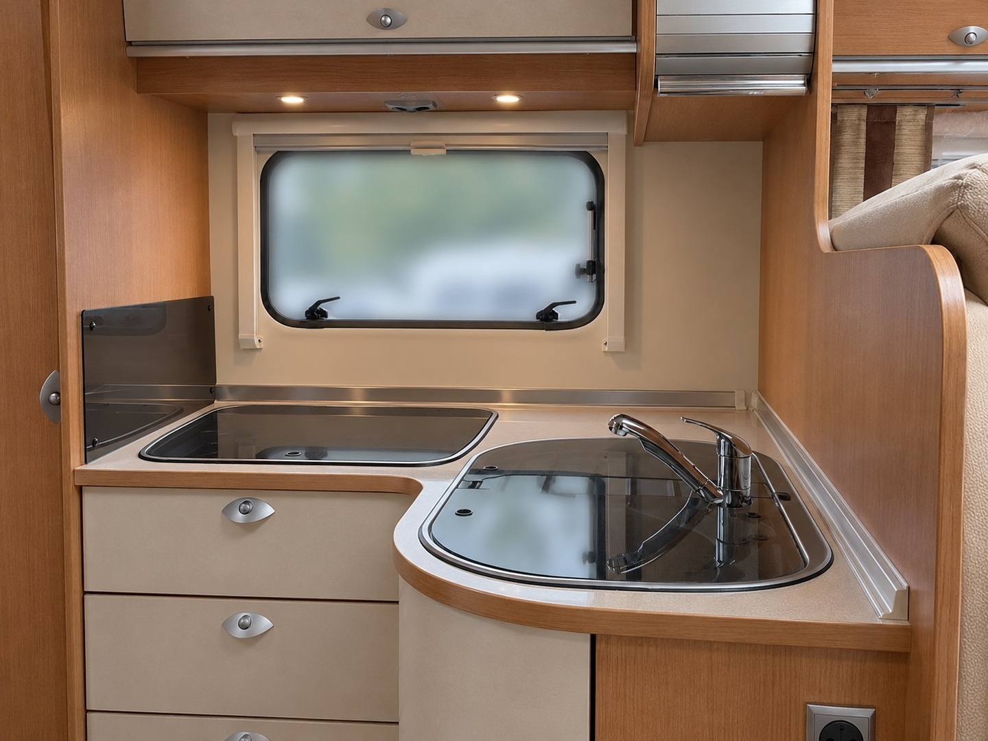 BÜRSTNER T 660 NEXXO 2011