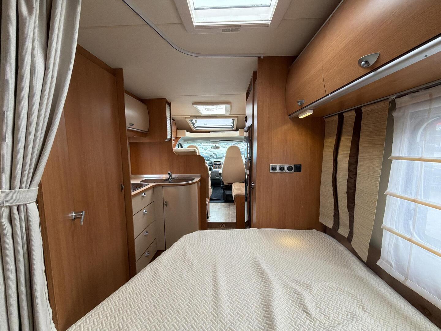 BÜRSTNER T 660 NEXXO 2011